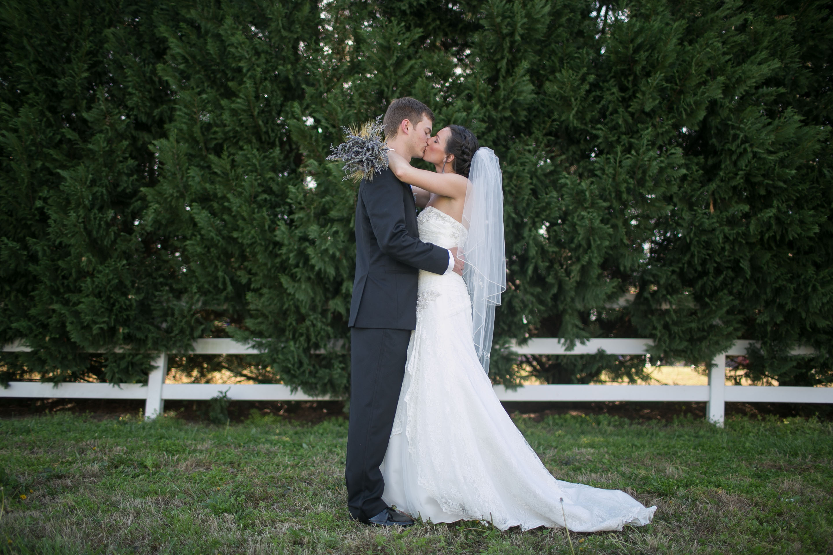 traditional-bride-and-groom
