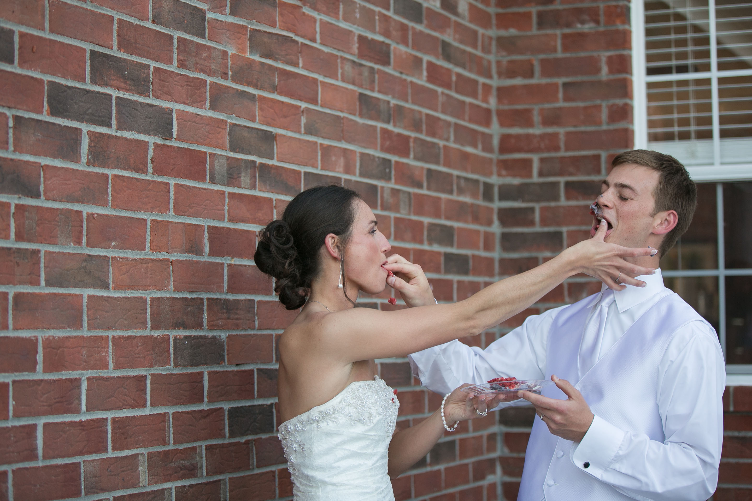 cake-fight