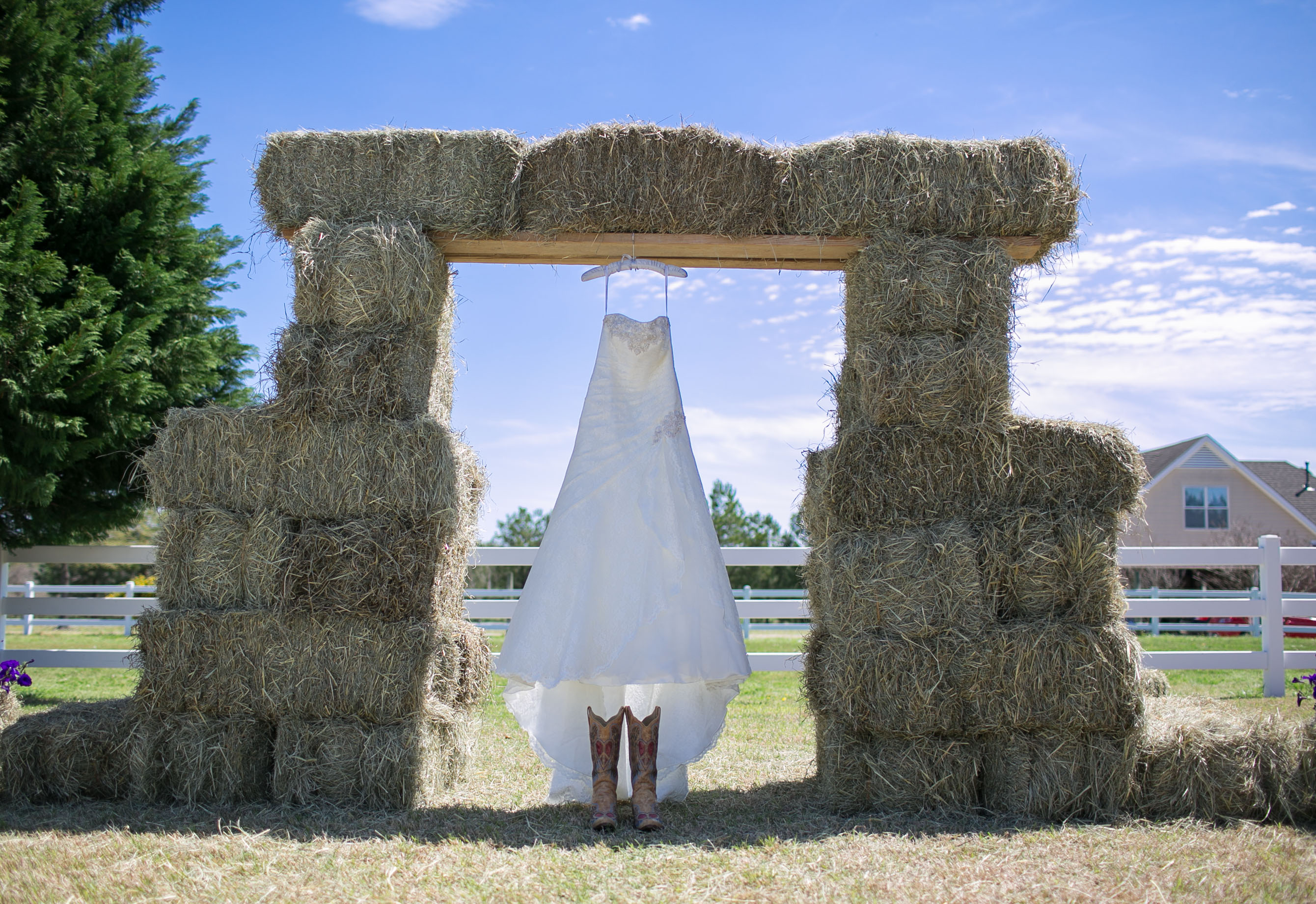 lace-wedding-gown