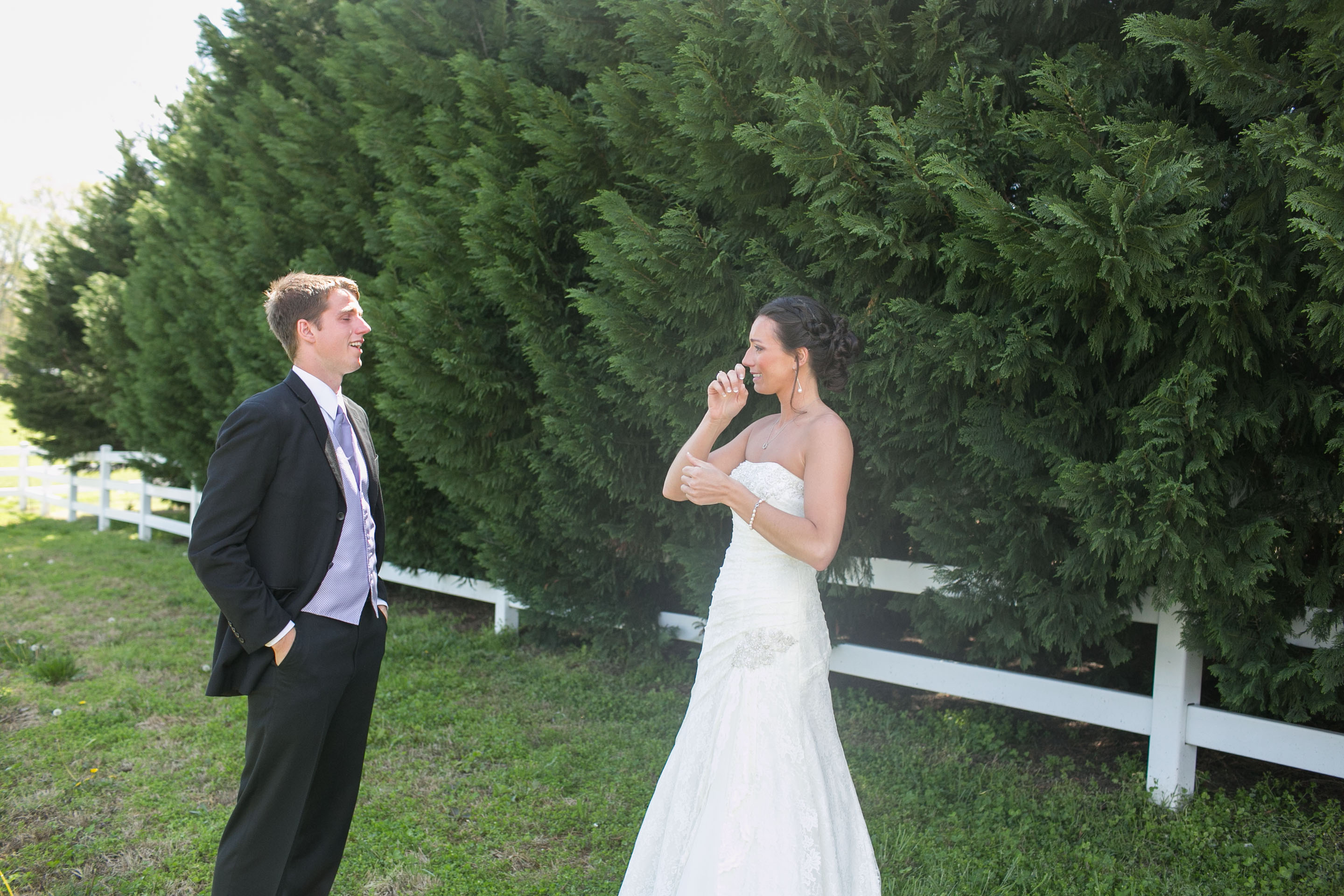 bride-and-brother-crying