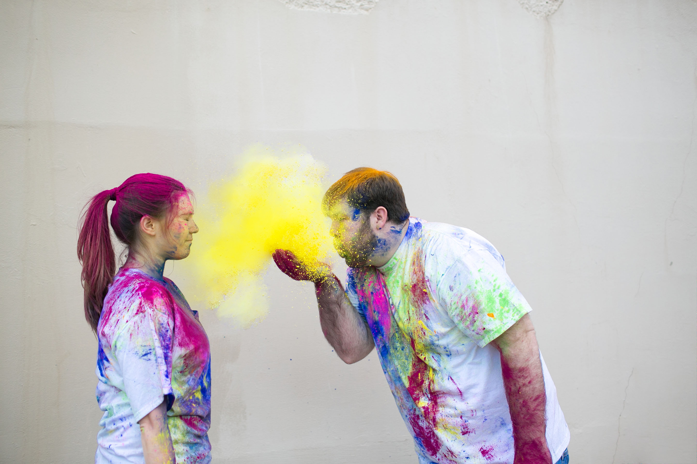 neon-yellow-powder