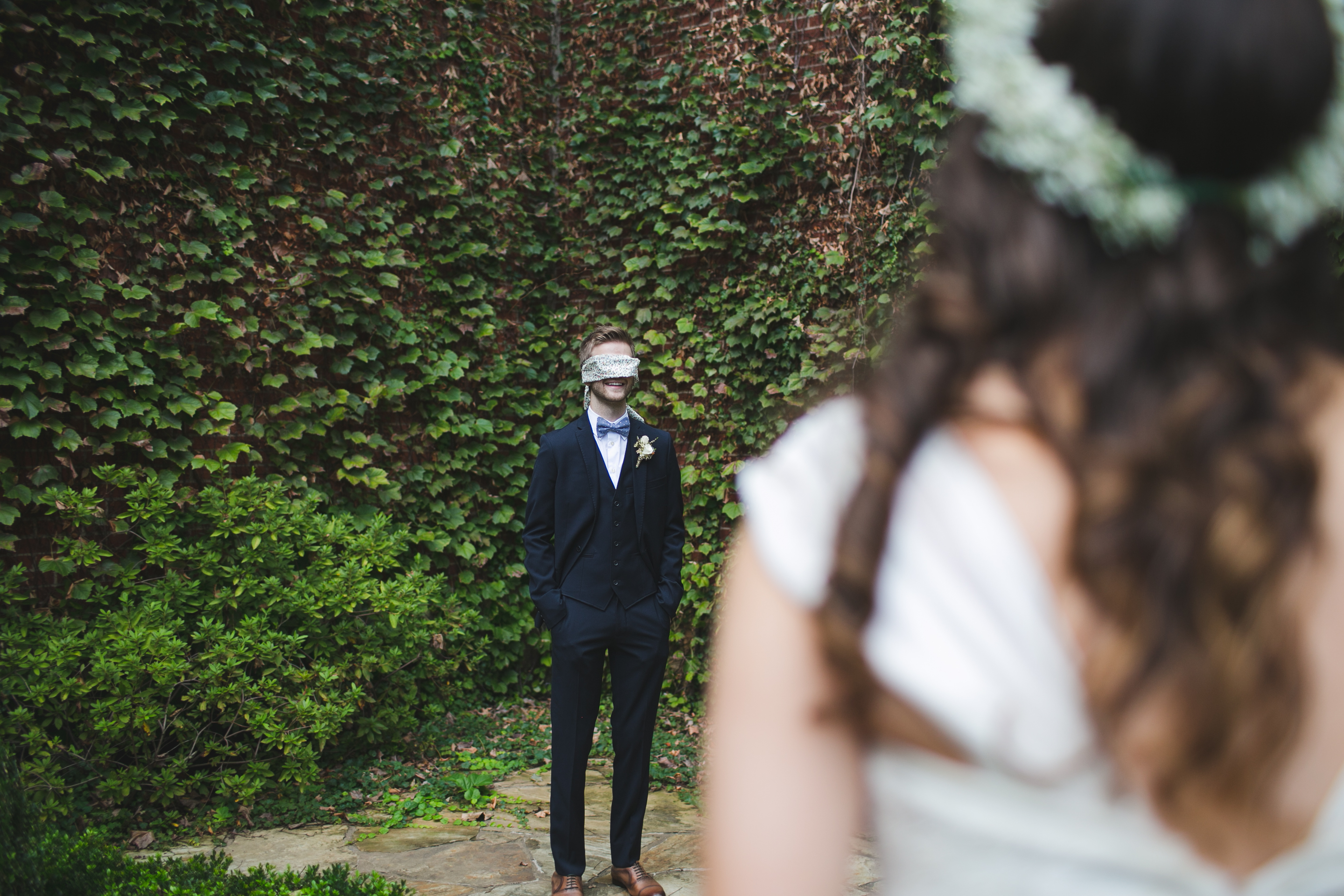 groom-blindfolded