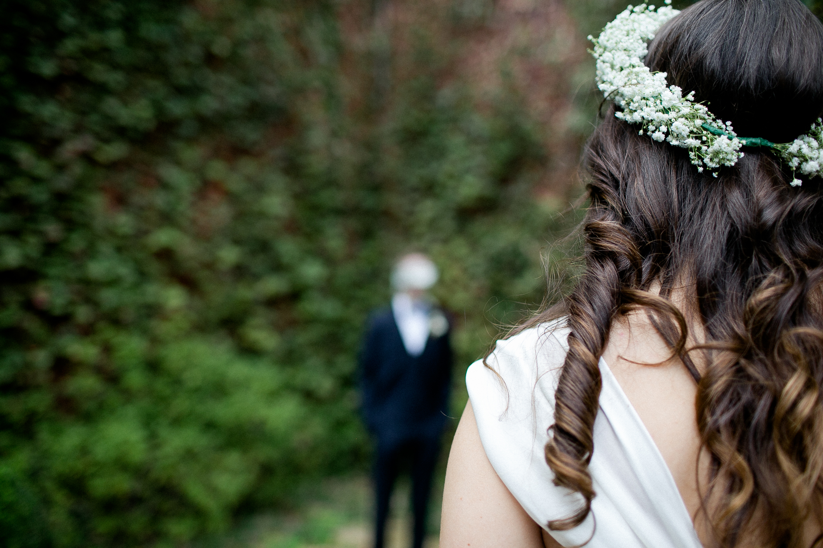 bride-seeing-groom