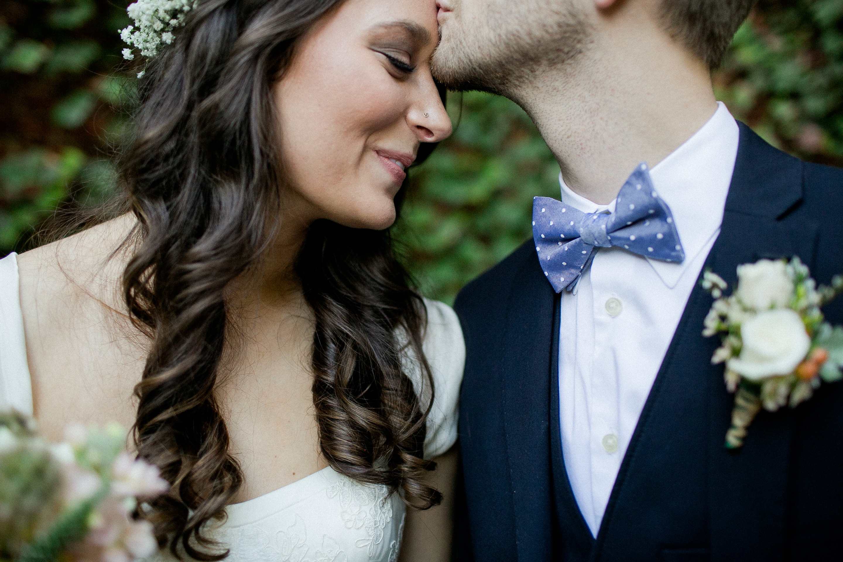 bow-tie-forehead-kiss