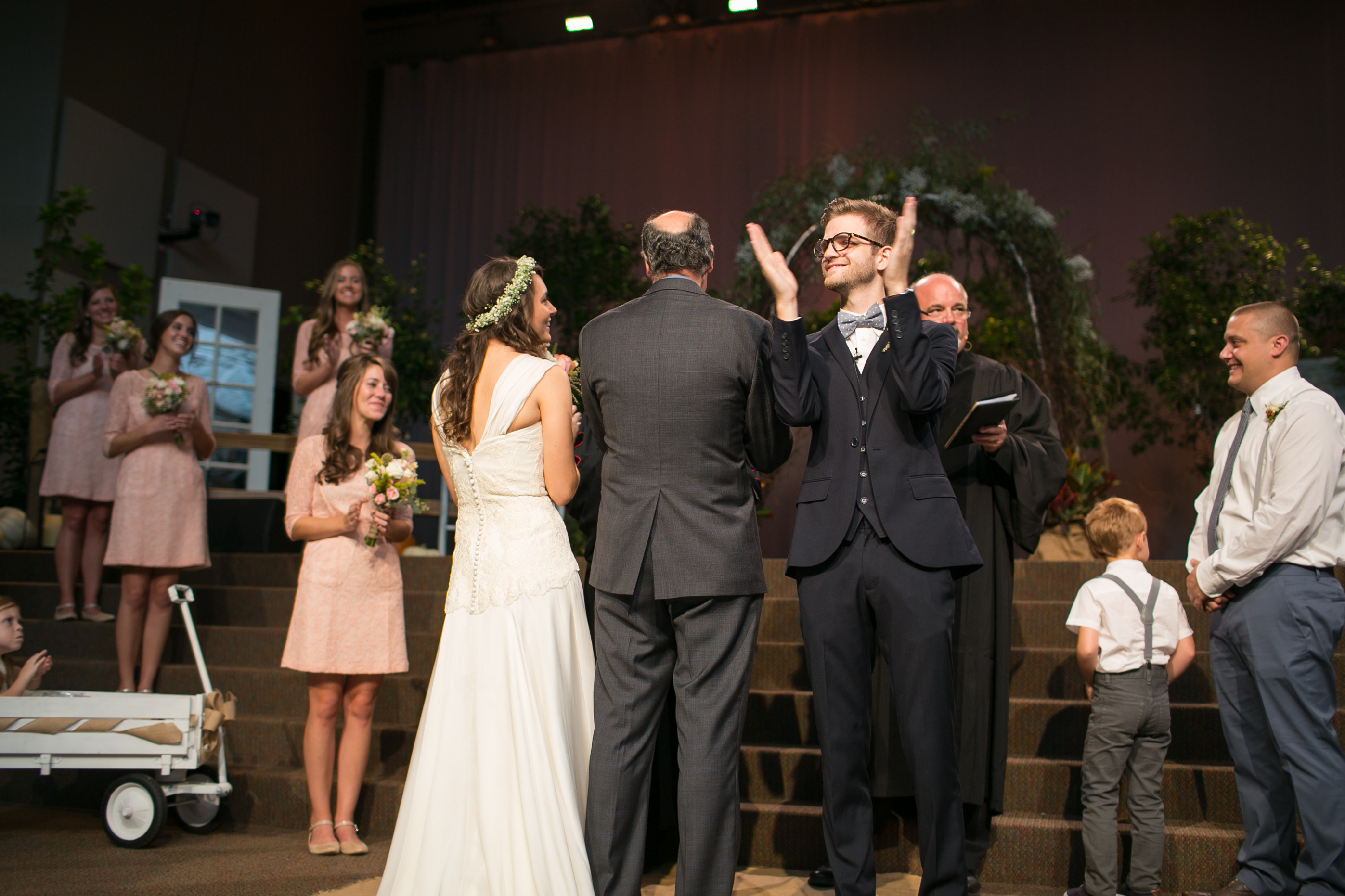 groom-worshiping