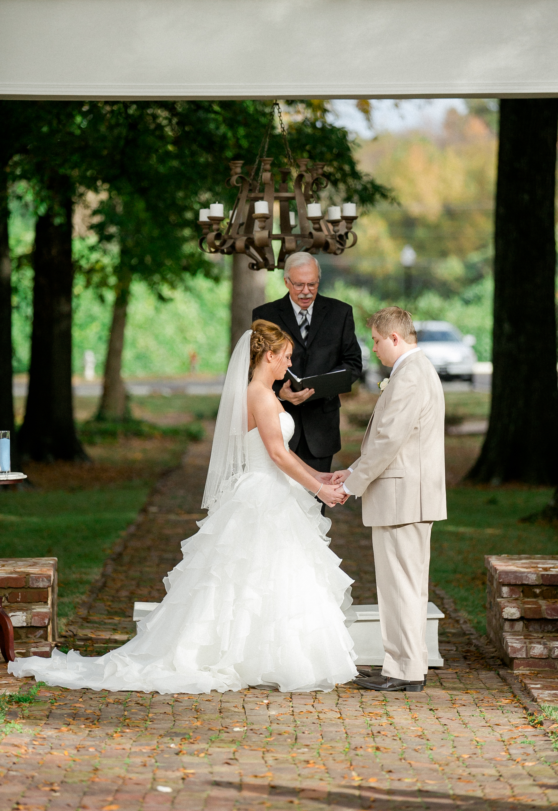 Cedar-hall-wedding-photographer