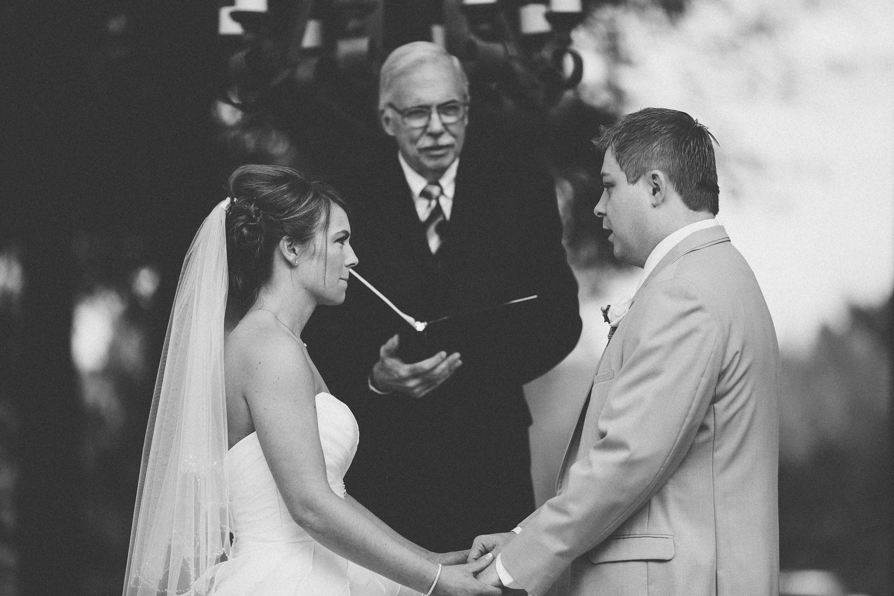 Cedar-hall-wedding-photographer