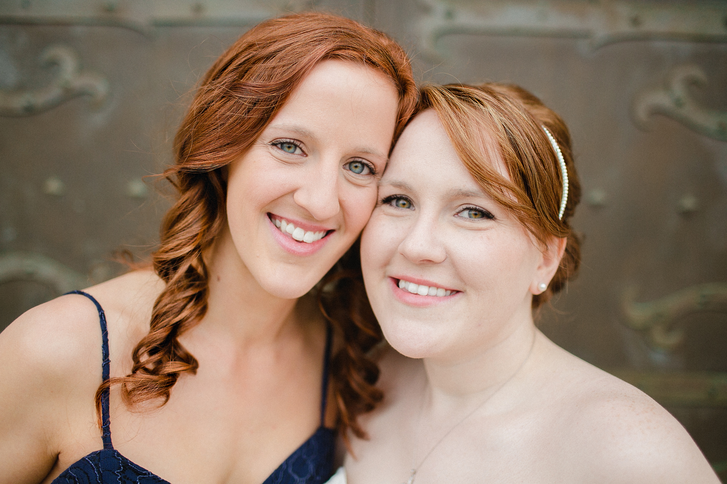 red head bride with green eyes