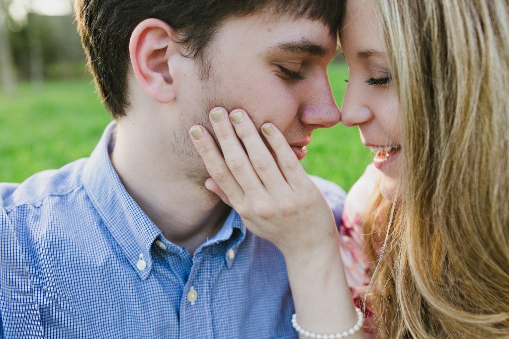 engagement photos in a field, rural engagement photos, rust engagement photos, Tennessee wedding photography, Kelly Ginn Photography,  romantic engagement photos, creative engagement photos, intimate engagement photos, candid engagement photos