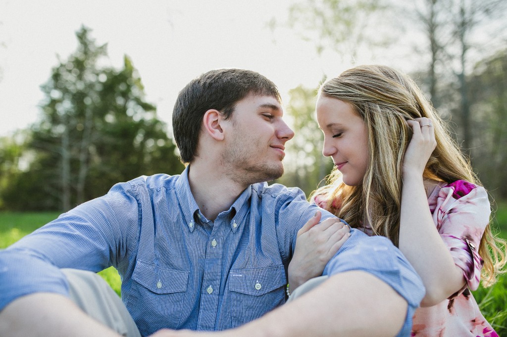 engagement photos in a field, rural engagement photos, rust engagement photos, Tennessee wedding photography, Kelly Ginn Photography,  romantic engagement photos, creative engagement photos, intimate engagement photos, candid engagement photos