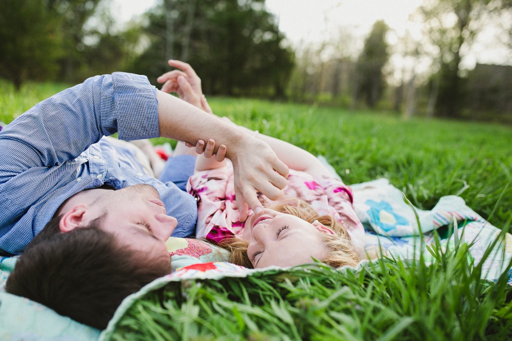 engagement photos in a field, rural engagement photos, rust engagement photos, Tennessee wedding photography, Kelly Ginn Photography,  romantic engagement photos, creative engagement photos, intimate engagement photos, candid engagement photos