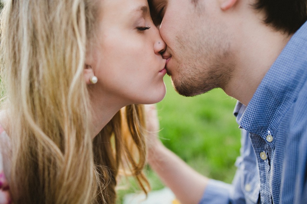 engagement photos in a field, rural engagement photos, rust engagement photos, Tennessee wedding photography, Kelly Ginn Photography,  romantic engagement photos, creative engagement photos, intimate engagement photos, candid engagement photos