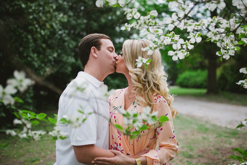 tennessee wedding photographer, creative engagement photos
