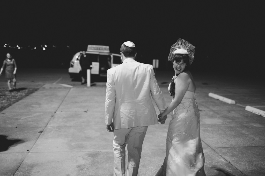 jewish farmers market wedding, bubble exit with a yellow cab