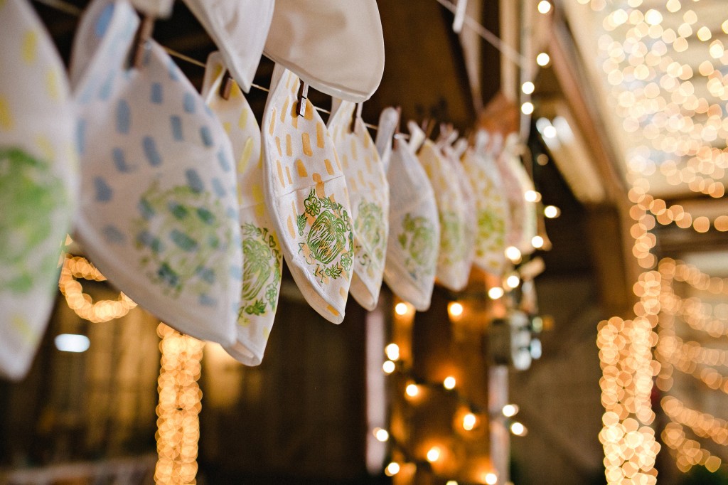 custom wedding yarmulkes 