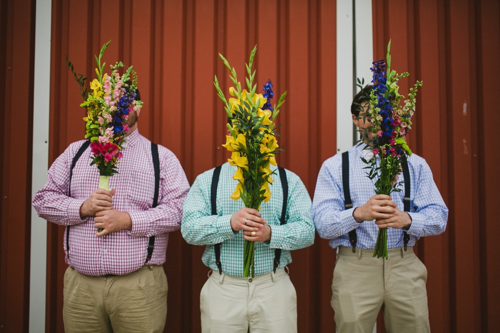 trendy bridal party, groomsmen in gingham, wildflower boutonnières