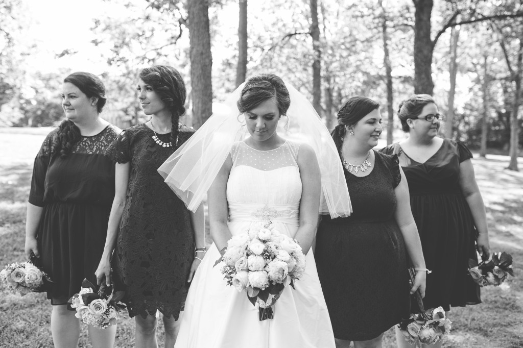 creative wedding photos, tennessee wedding photography, heartwood hall wedding, romantic wedding photos