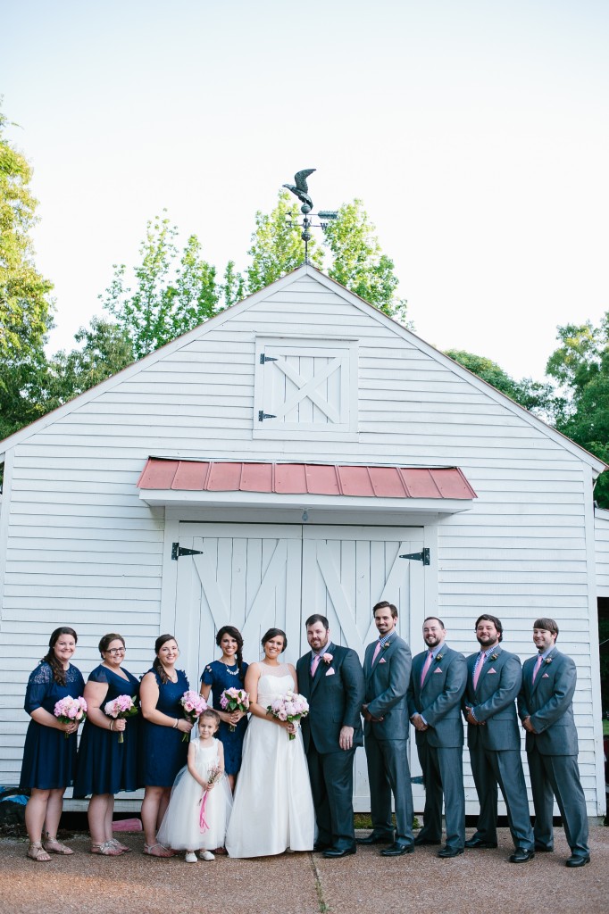 creative wedding photos, tennessee wedding photography, heartwood hall wedding, romantic wedding photos