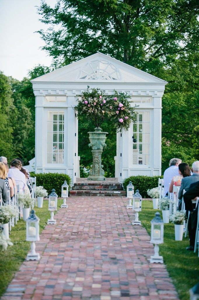 creative wedding photos, tennessee wedding photography, heartwood hall wedding, romantic wedding photos