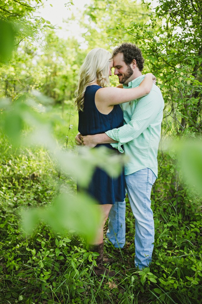 engagement photos in a field