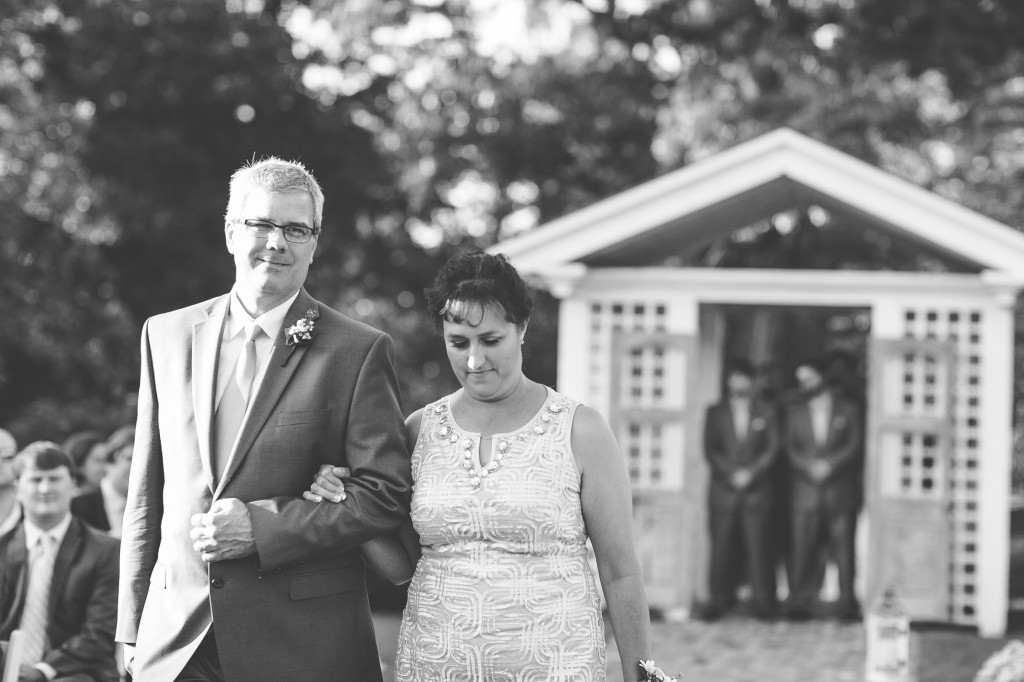 creative wedding photos, tennessee wedding photography, heartwood hall wedding, romantic wedding photos