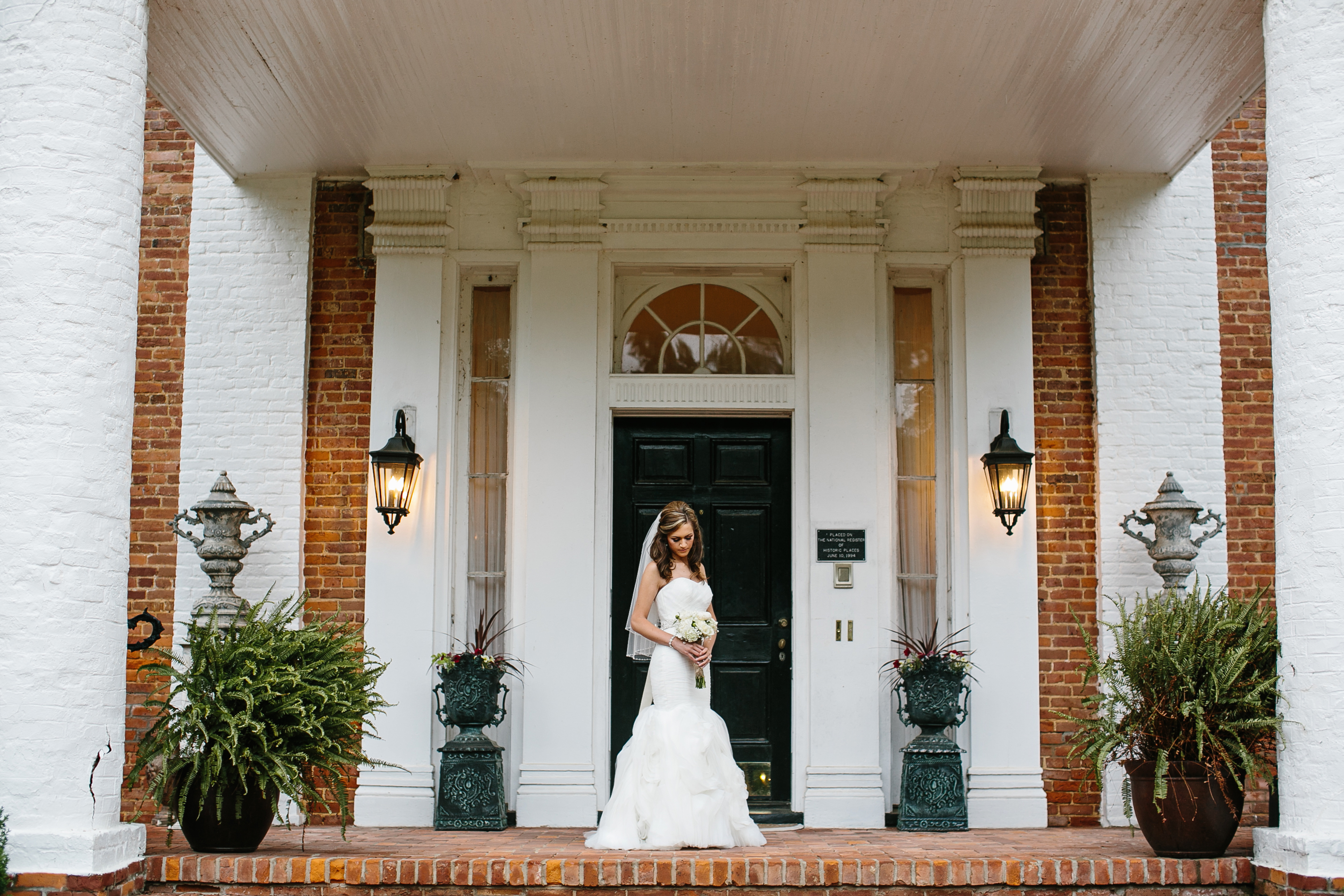 Cedar Hall Tennessee wedding venue wedding photography by Kelly Ginn