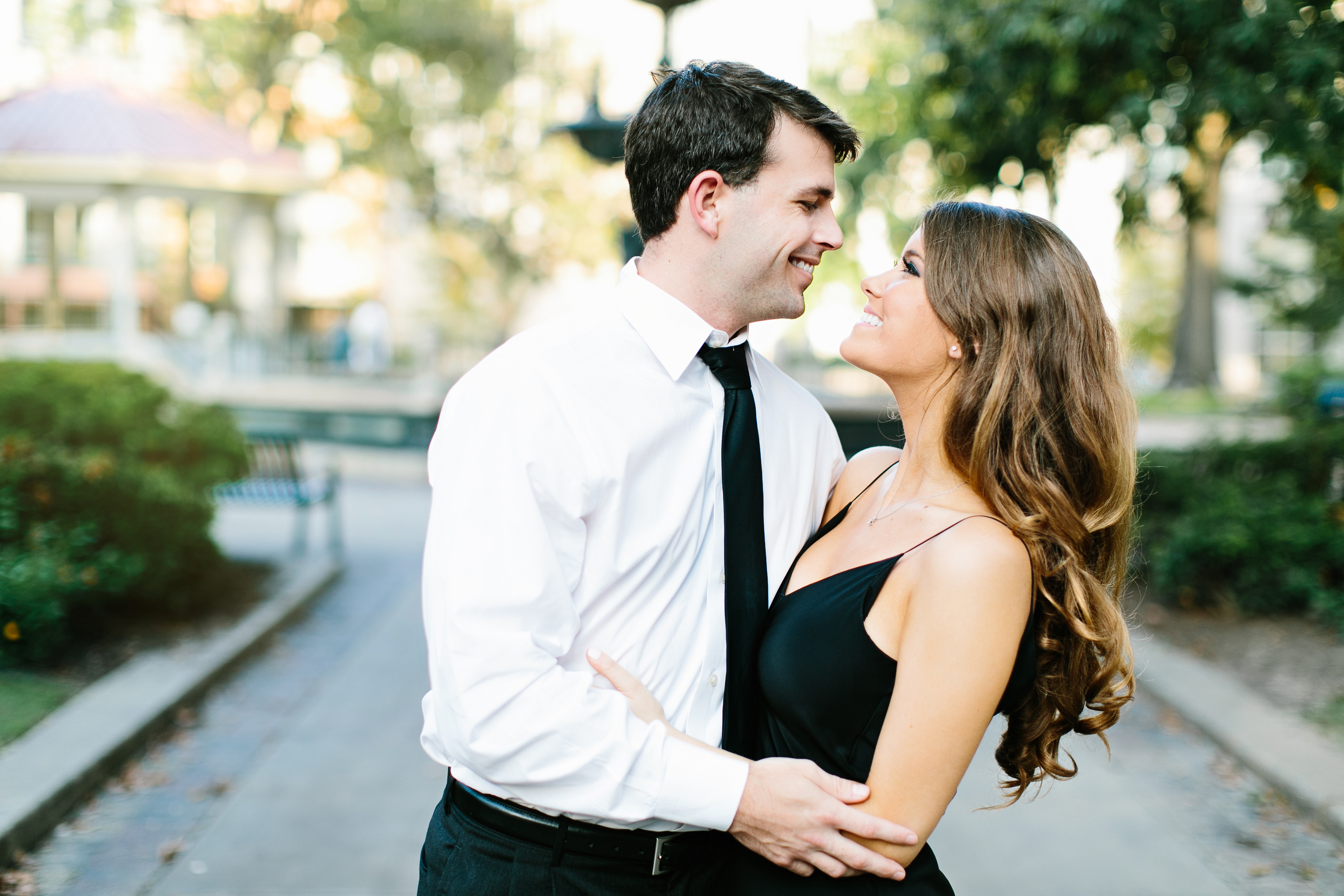 Urban engagements session. Downtown engagement session. Intimate wedding photos. Emotional raw engagement photos.