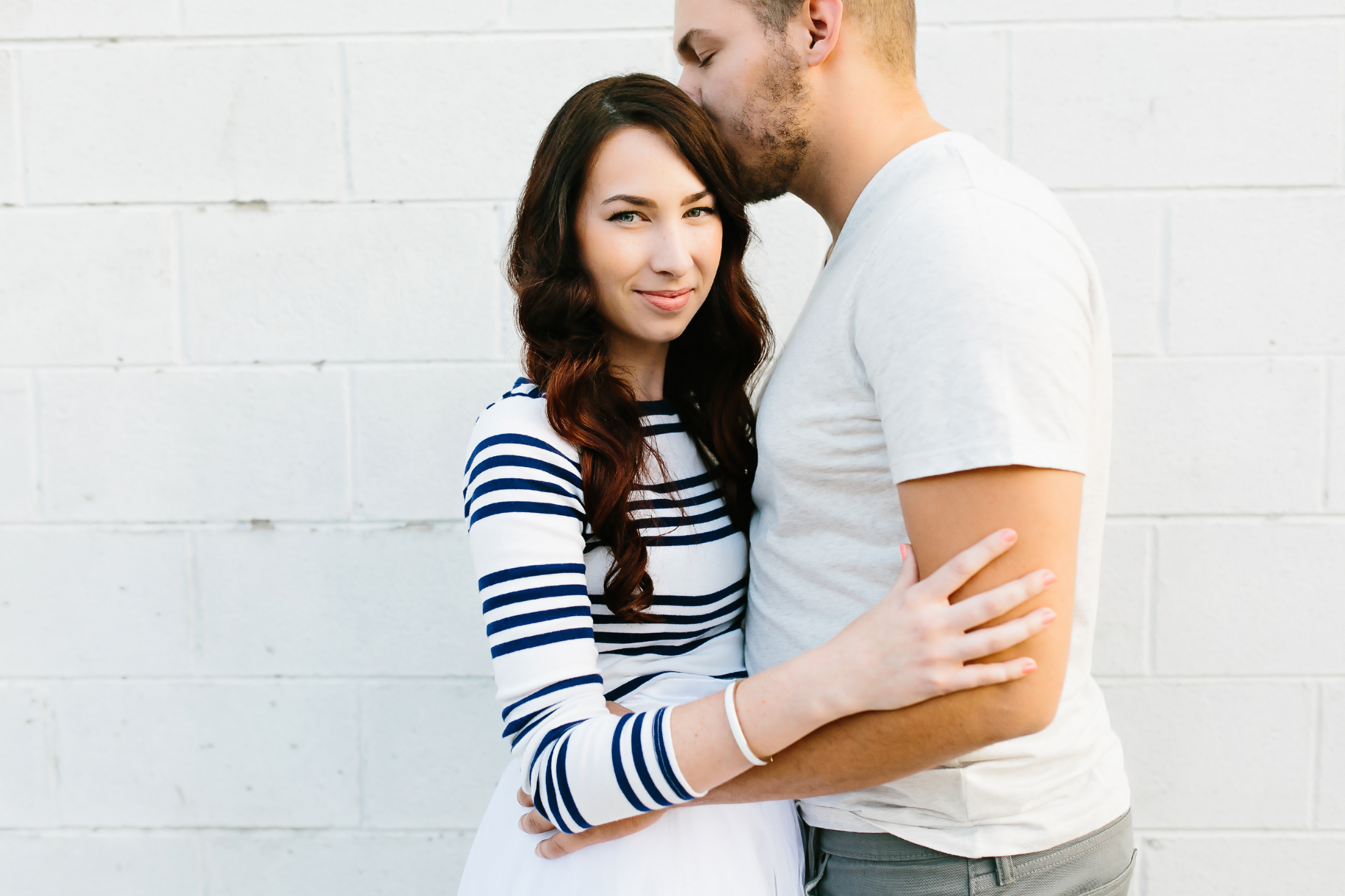 creative engagement photos. Urban engagement session, midtown engagement session. Journalistic wedding photographer. Tulle skirt