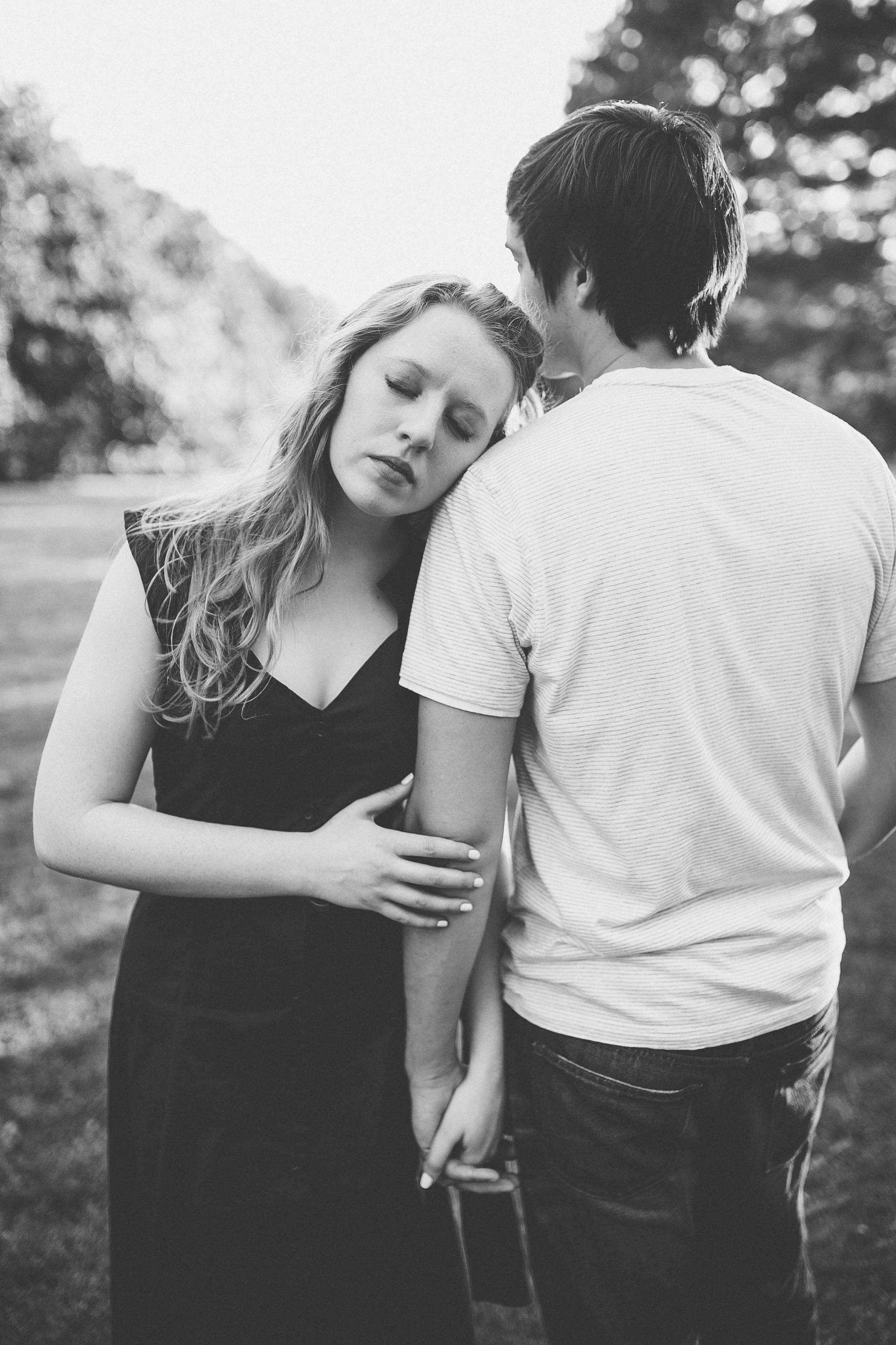 sweet intimate engagement photos