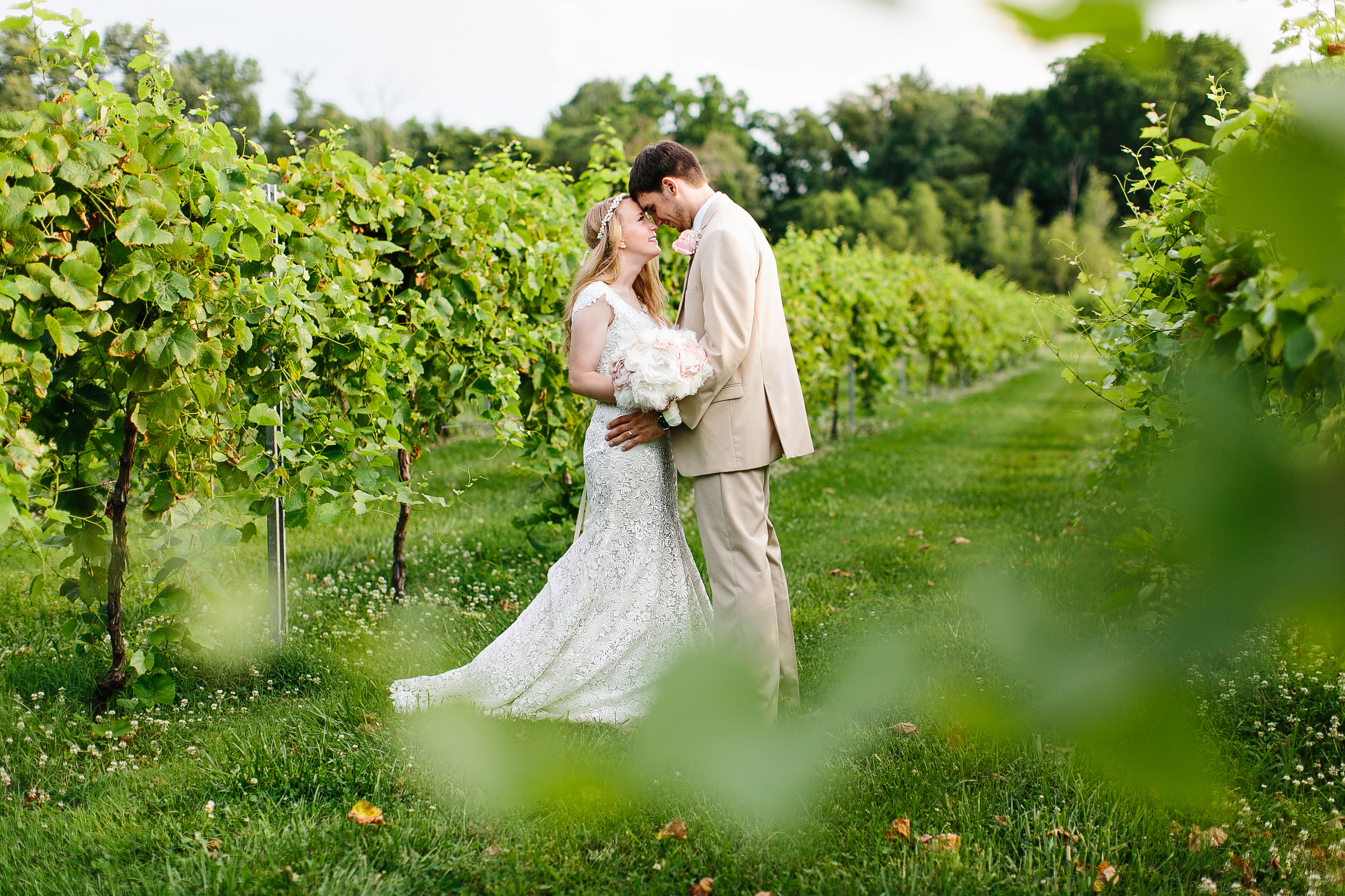 vineyard wedding. Tennessee vineyard wedding. Crown winery wedding. Humboldt Tennessee wedding. winery wedding.