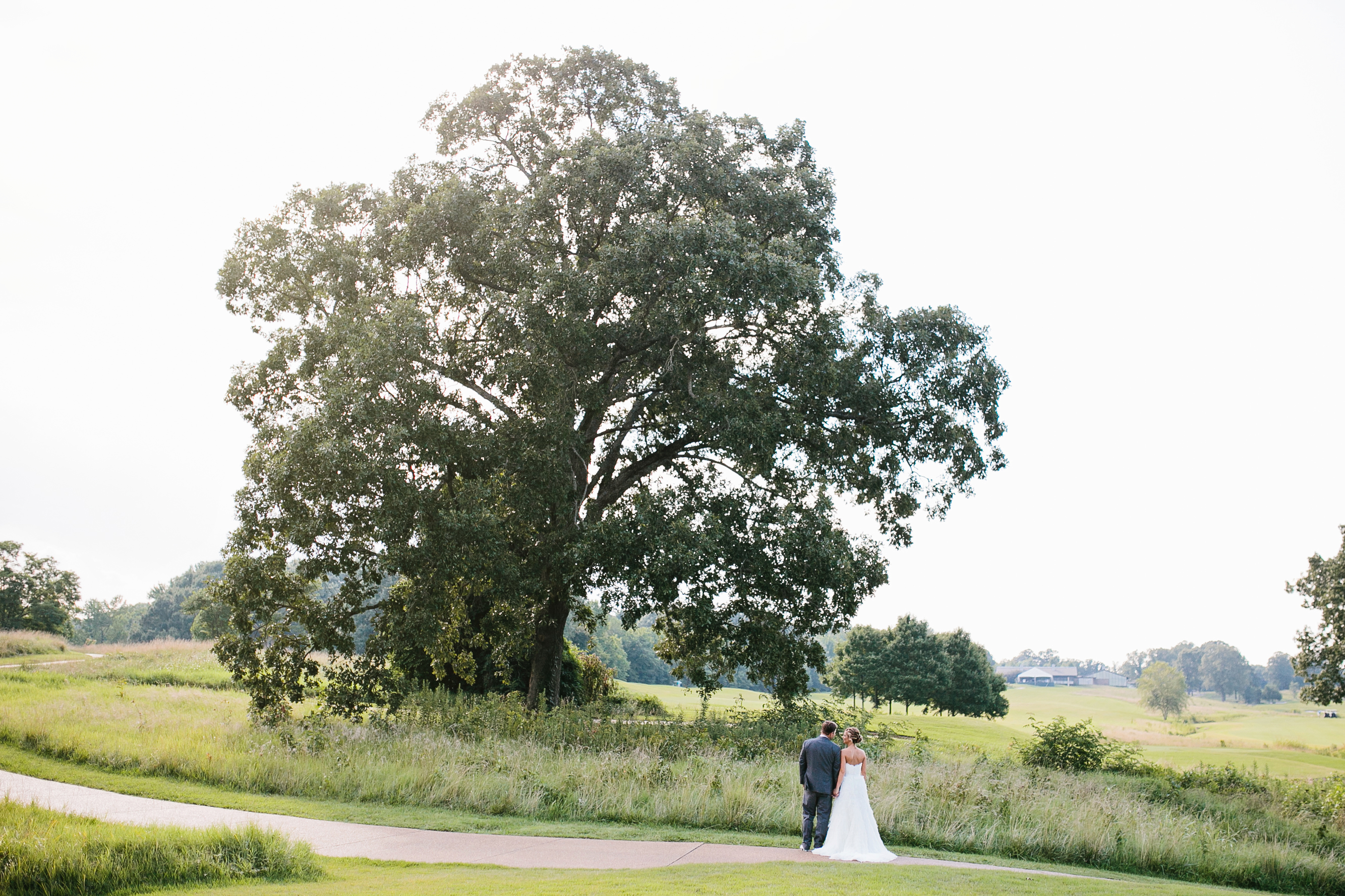 creative wedding photos. intimate wedding photography. tennessee wedding photography