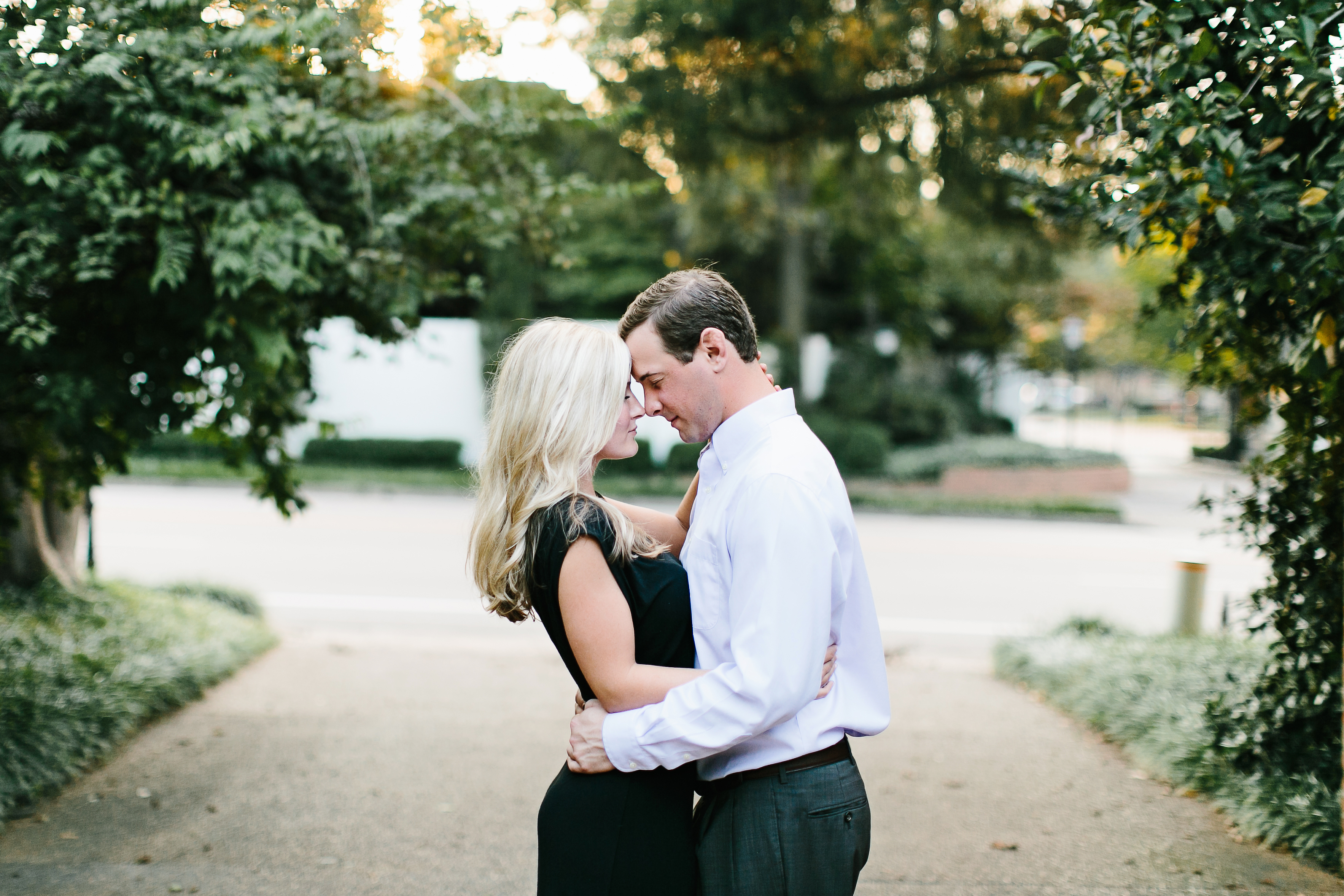 creative wedding photographer. intimate wedding photos. creative engagement photos. candid wedding photography