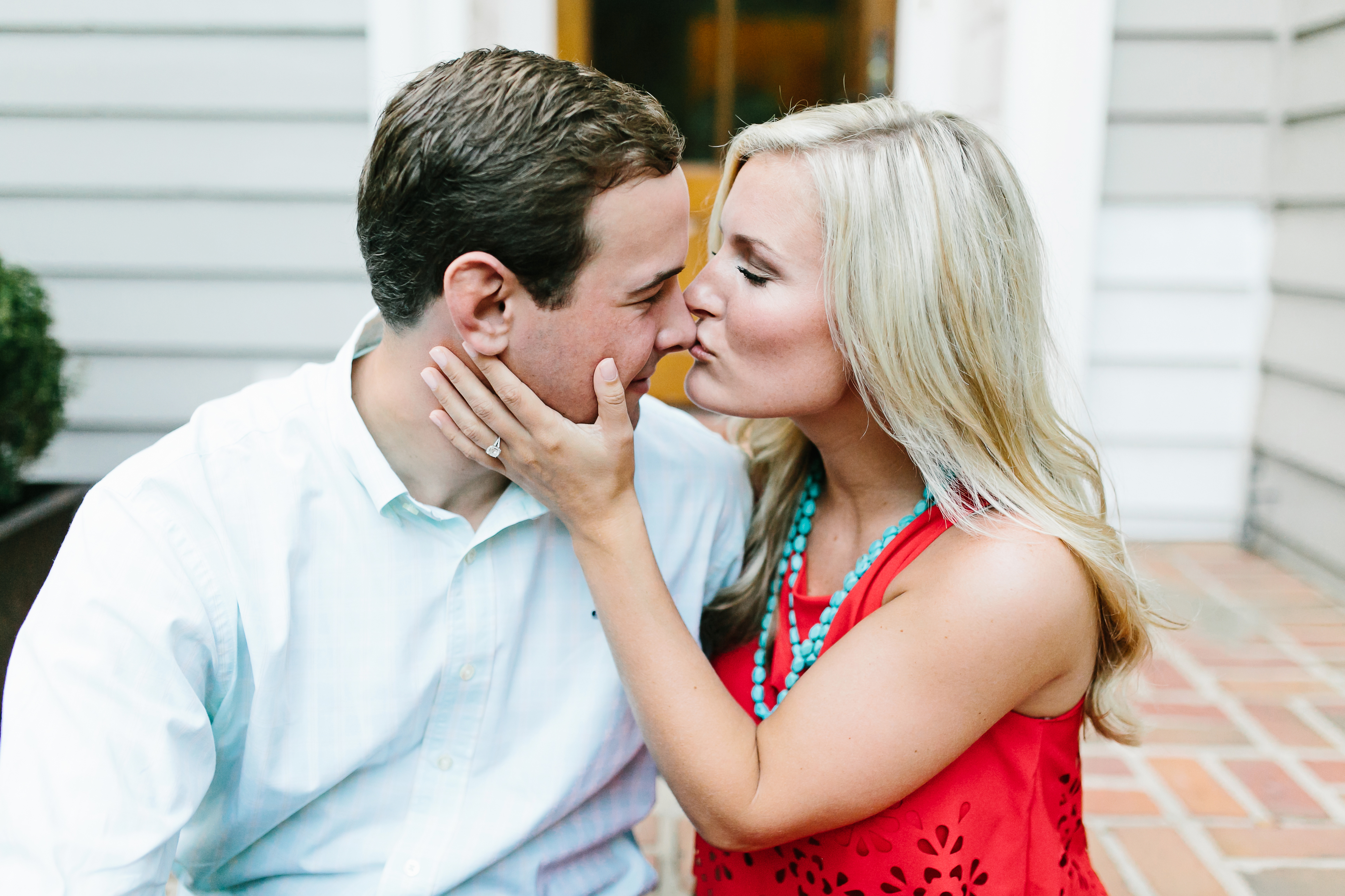 creative wedding photographer. intimate wedding photos. creative engagement photos. candid wedding photography