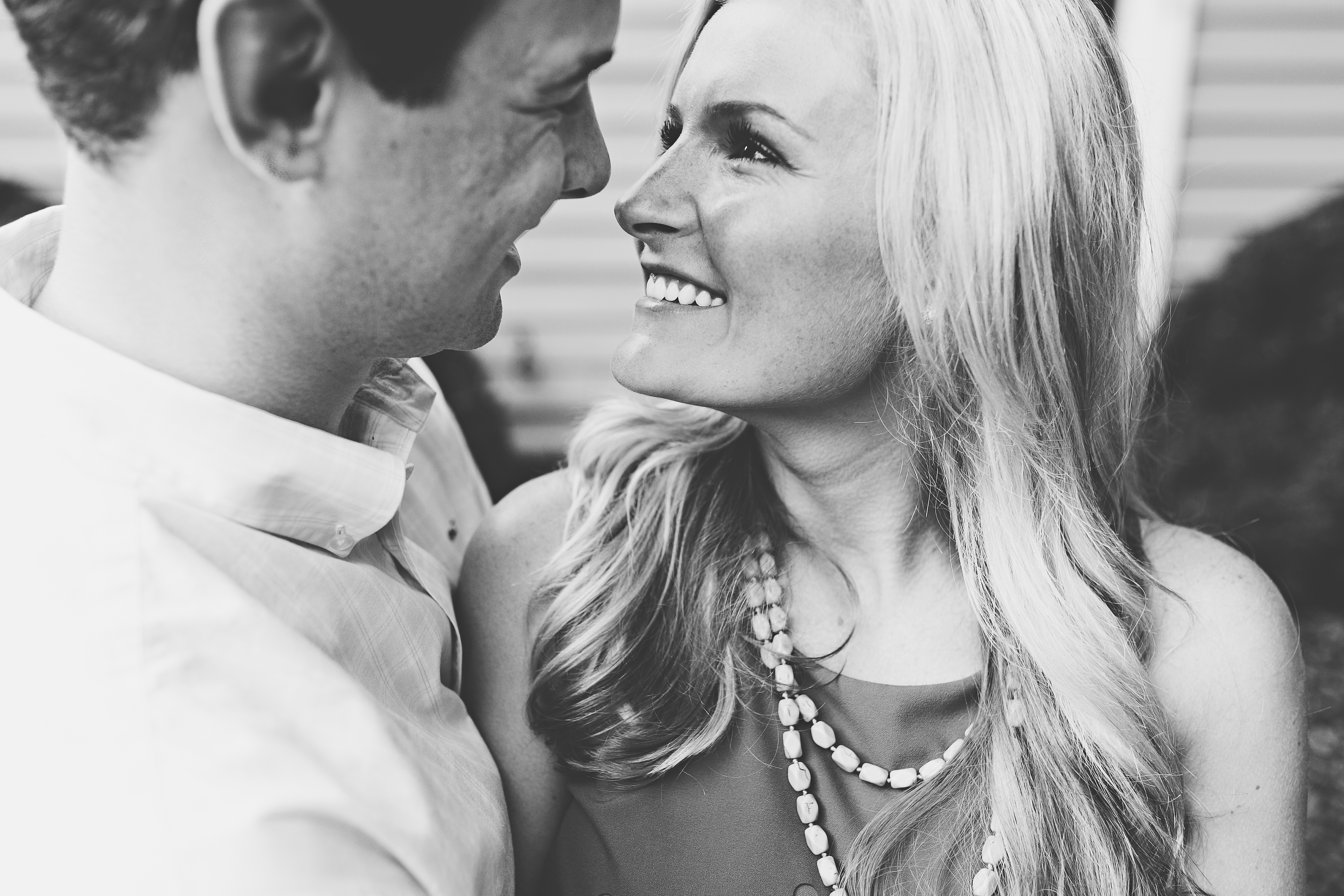 creative wedding photographer. intimate wedding photos. creative engagement photos. candid wedding photography