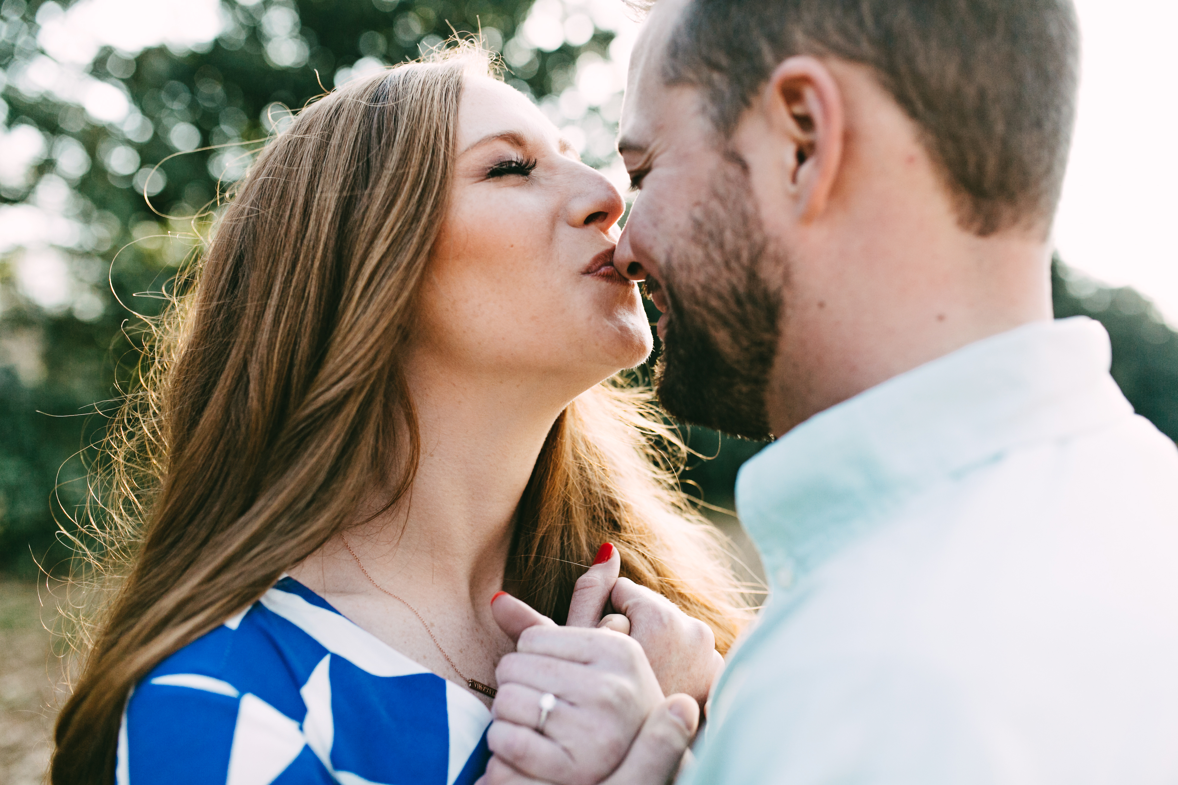 urban engagement session. downtown engagement session. creative engagement photos. non-traditionall engagement photos