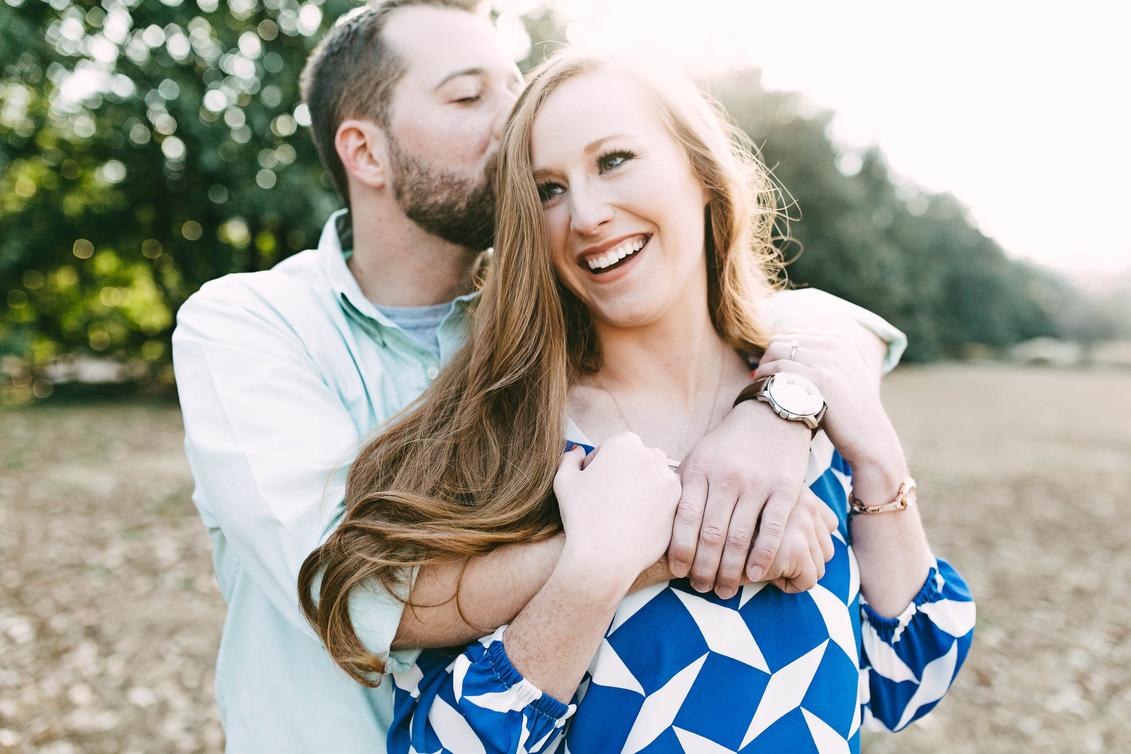 urban engagement session. downtown engagement session. creative engagement photos. non-traditionall engagement photos