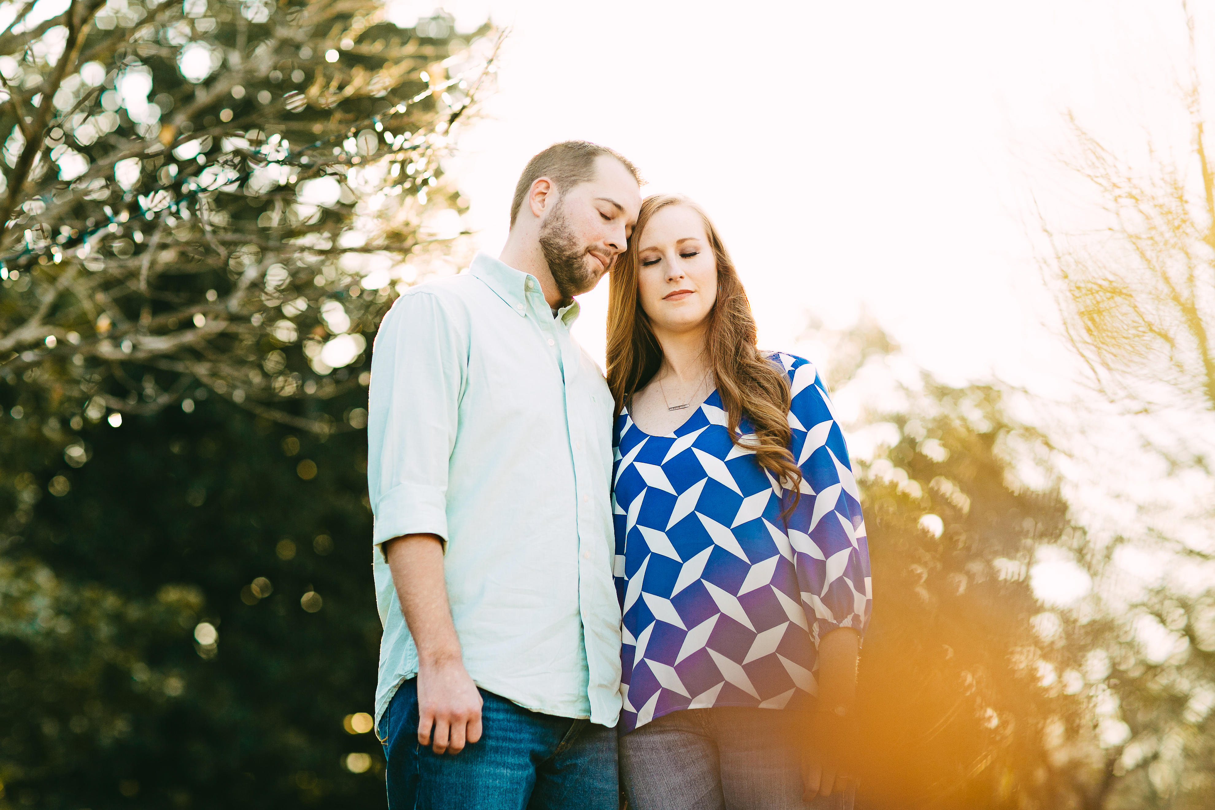 urban engagement session. downtown engagement session. creative engagement photos. non-traditionall engagement photos