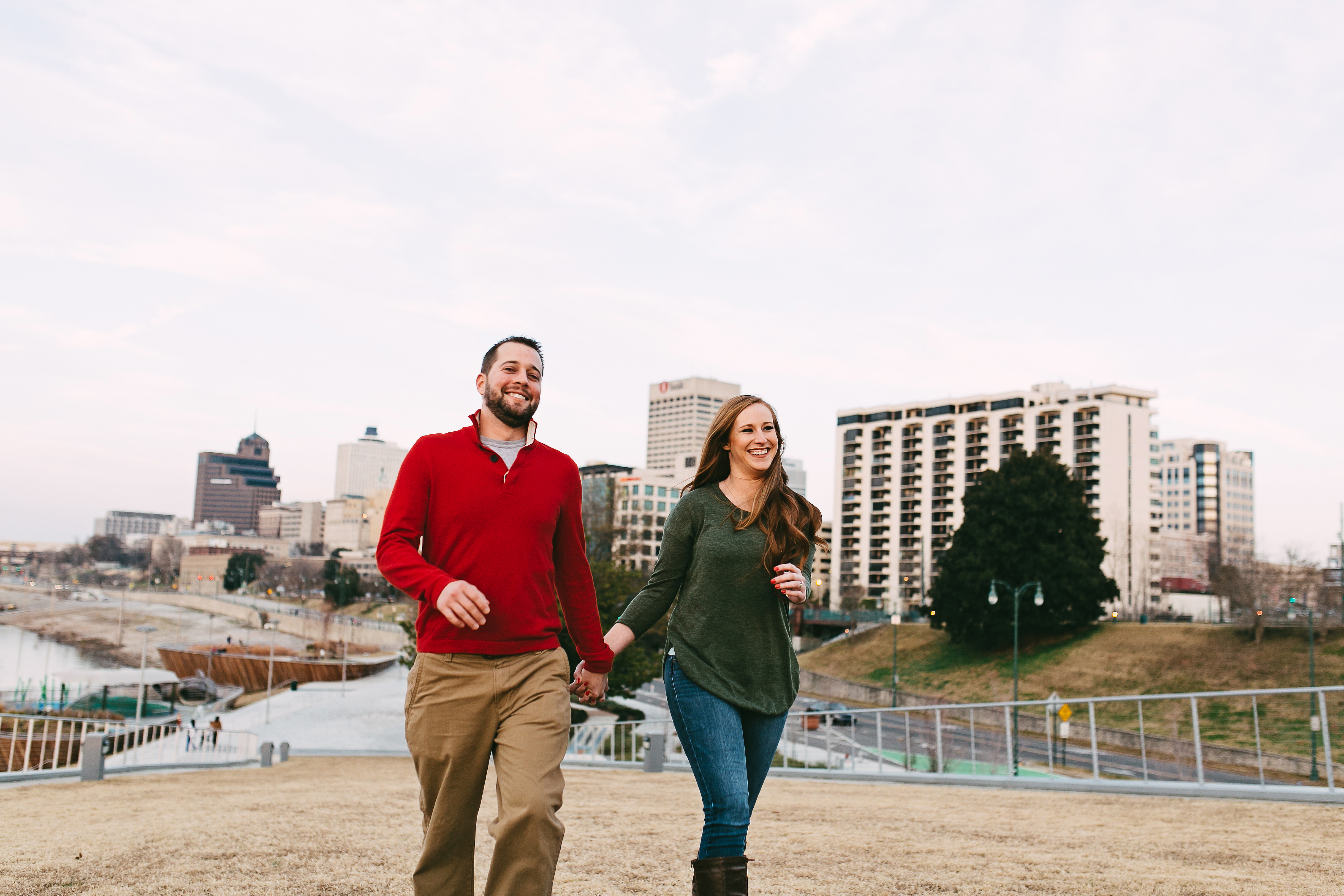 urban engagement session. downtown engagement session. creative engagement photos. non-traditionall engagement photos