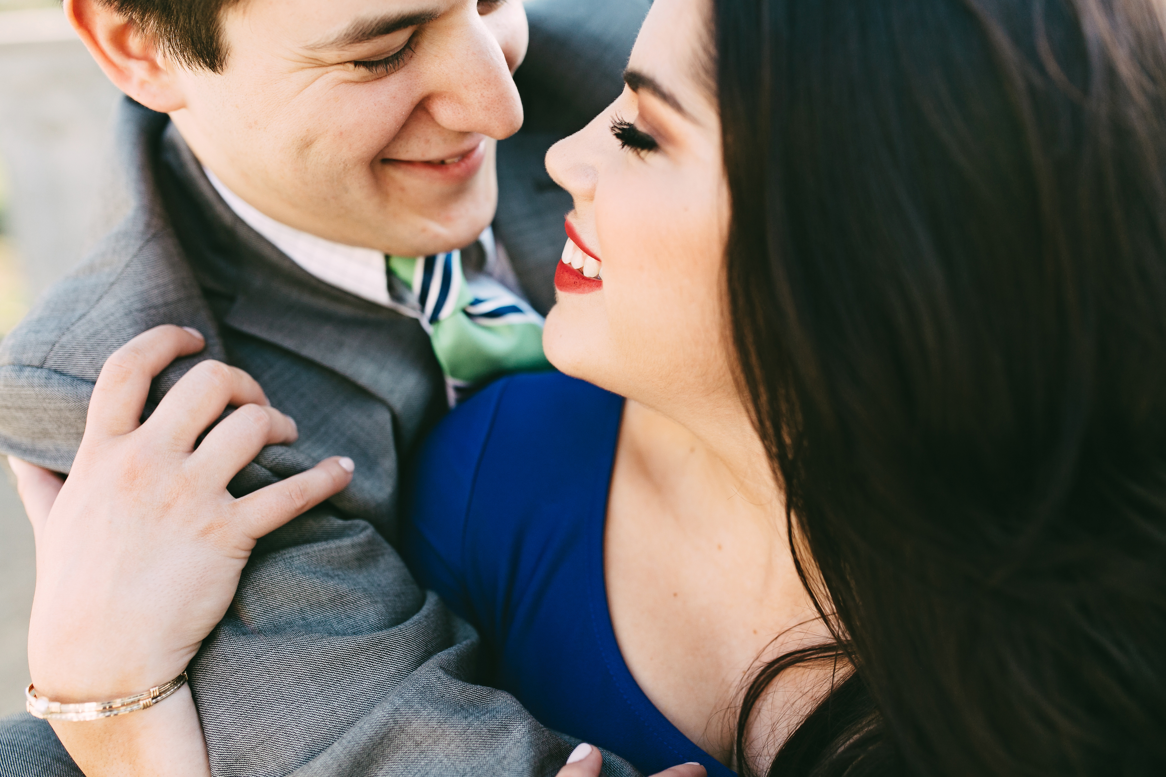 candid-engagement-photos-creative-engagement-photos-classy-engagement-photos-Tennessee-engagement-photographer-memphis-wedding-photographer