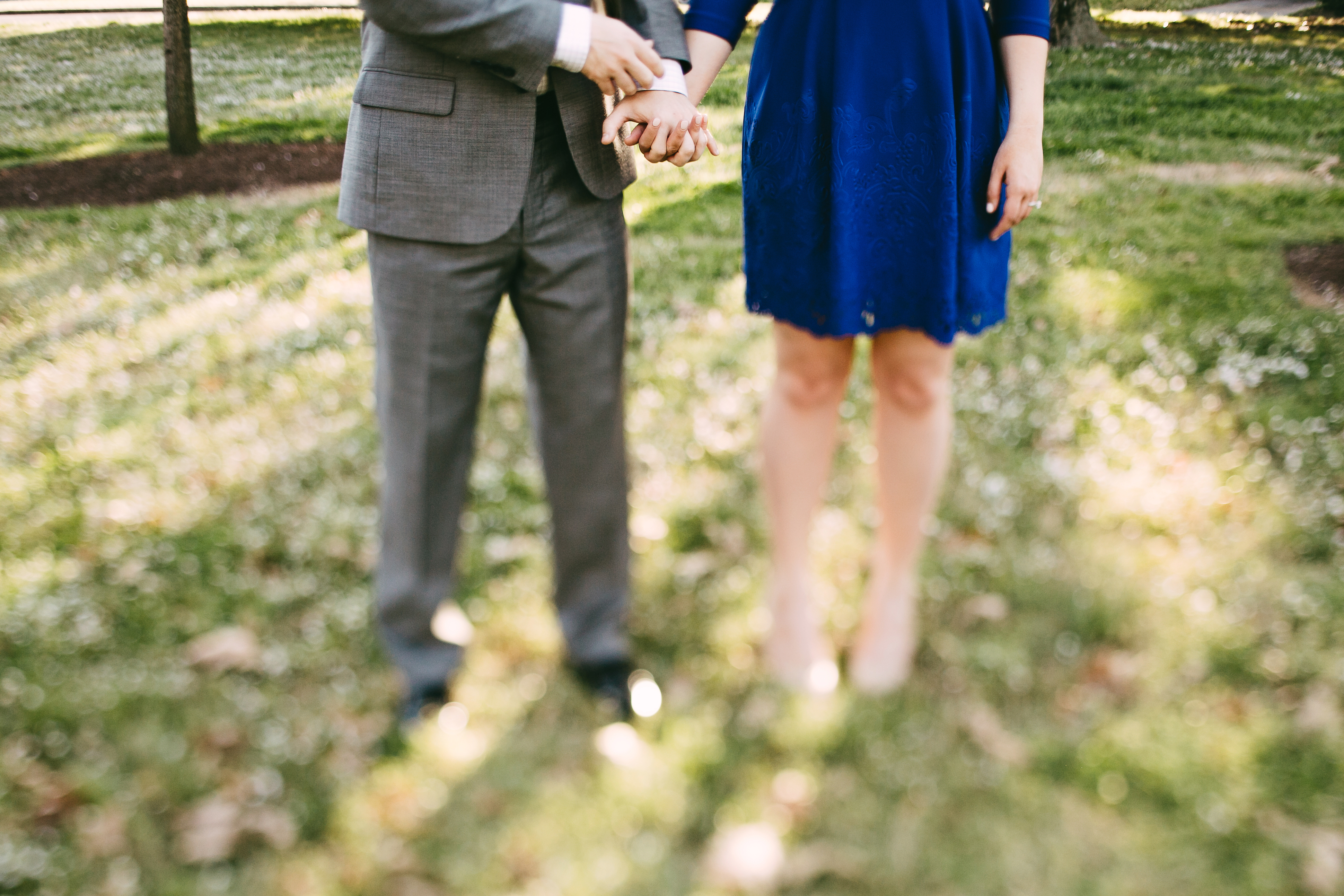 classy-engagement-photos-Tennessee-engagement-photographer-memphis-wedding-photographer