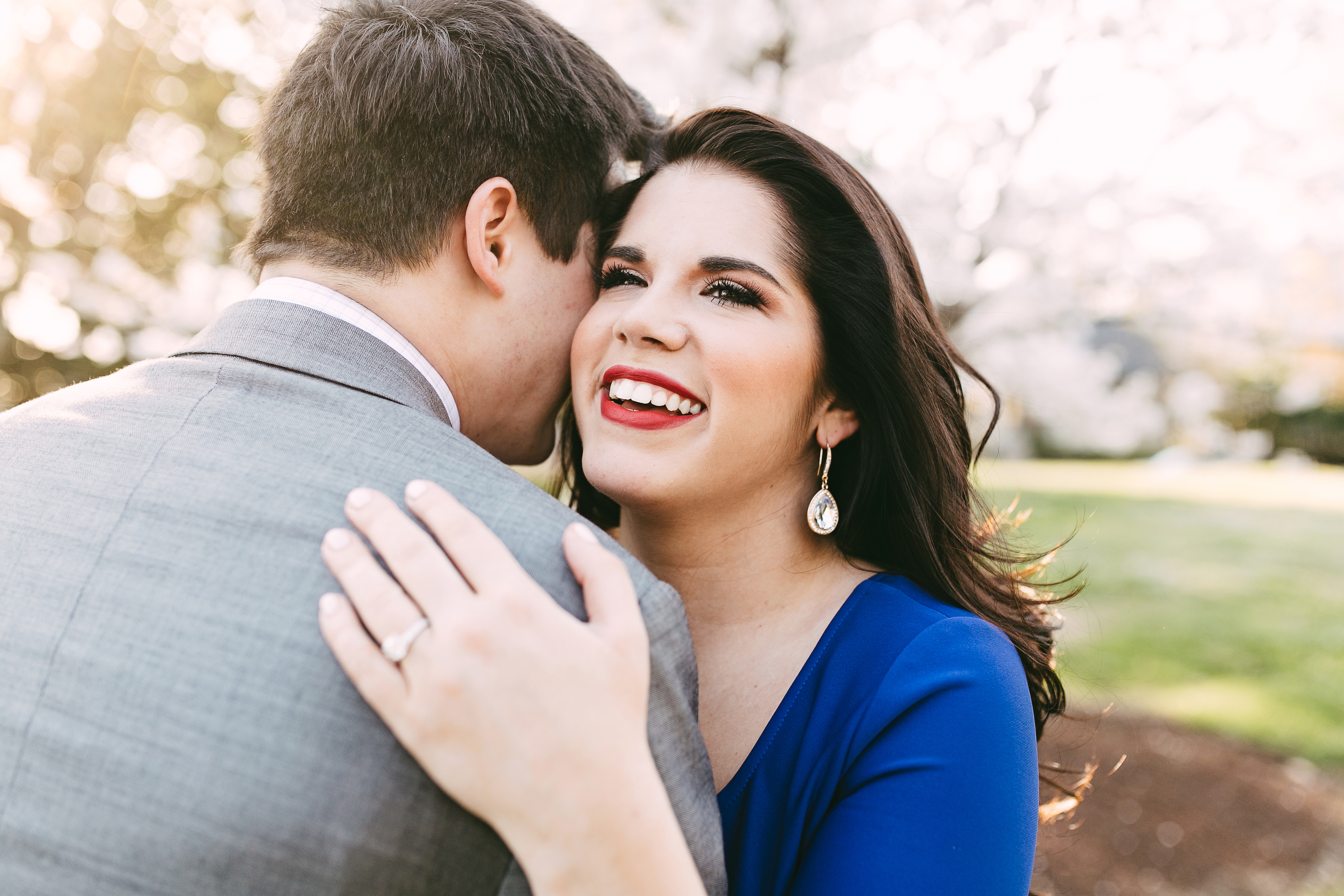candid-engagement-photos-creative-engagement-photos-classy-engagement-photos-Tennessee-engagement-photographer-memphis-wedding-photographer