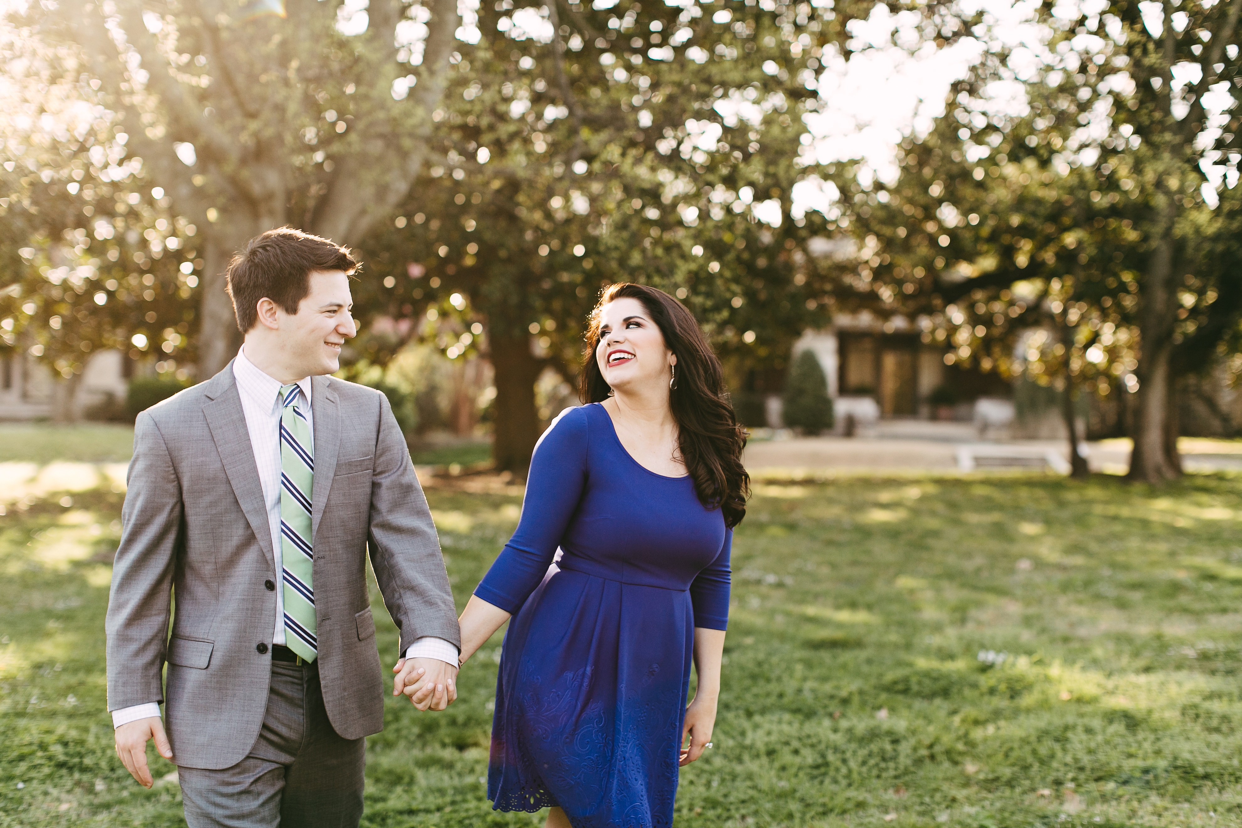 candid-engagement-photos-creative-engagement-photos-classy-engagement-photos-Tennessee-engagement-photographer-memphis-wedding-photographer
