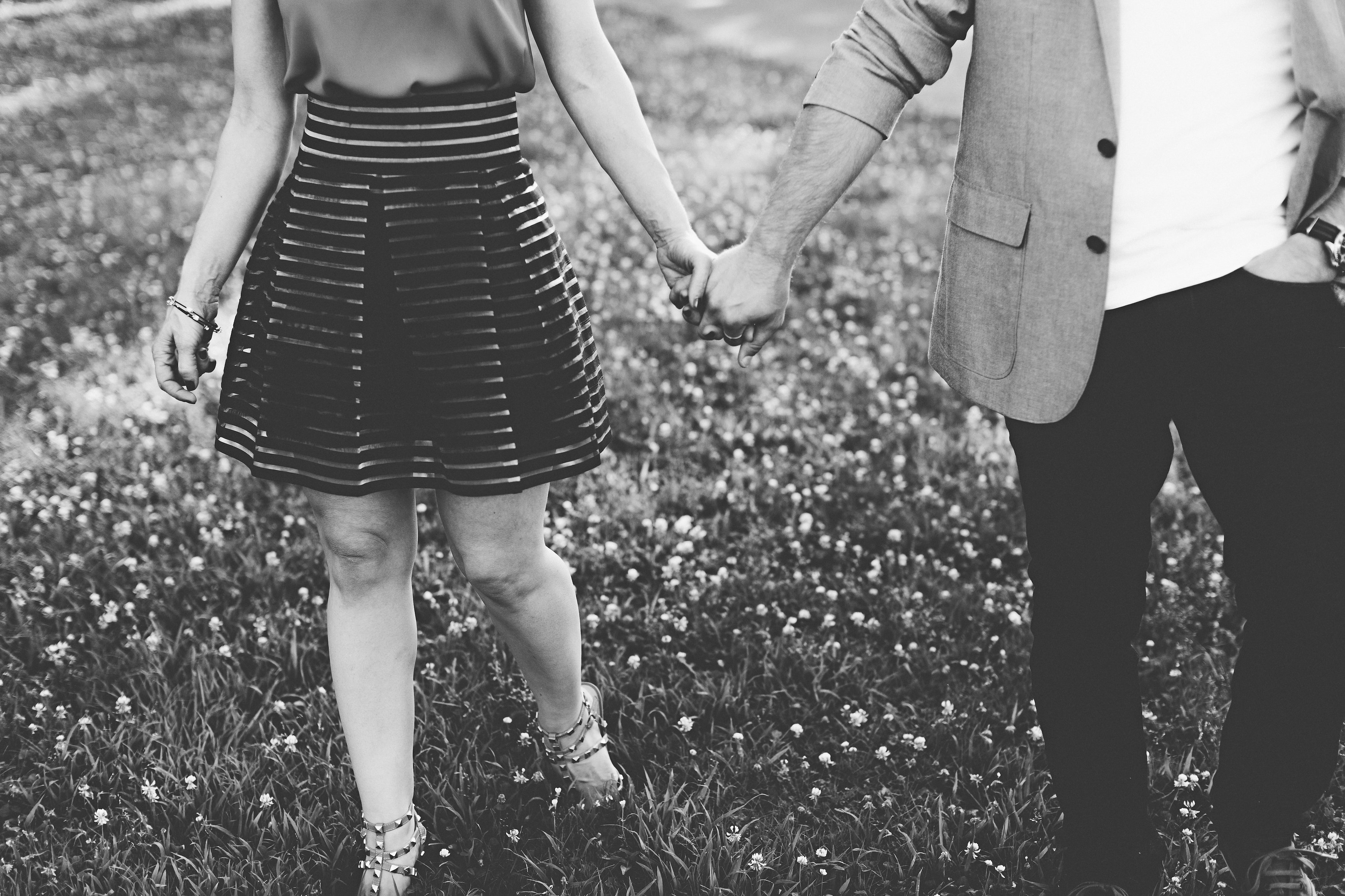 creative-engageemnt-photos-candid-wedding-photography-tennessee-wedding-photographer