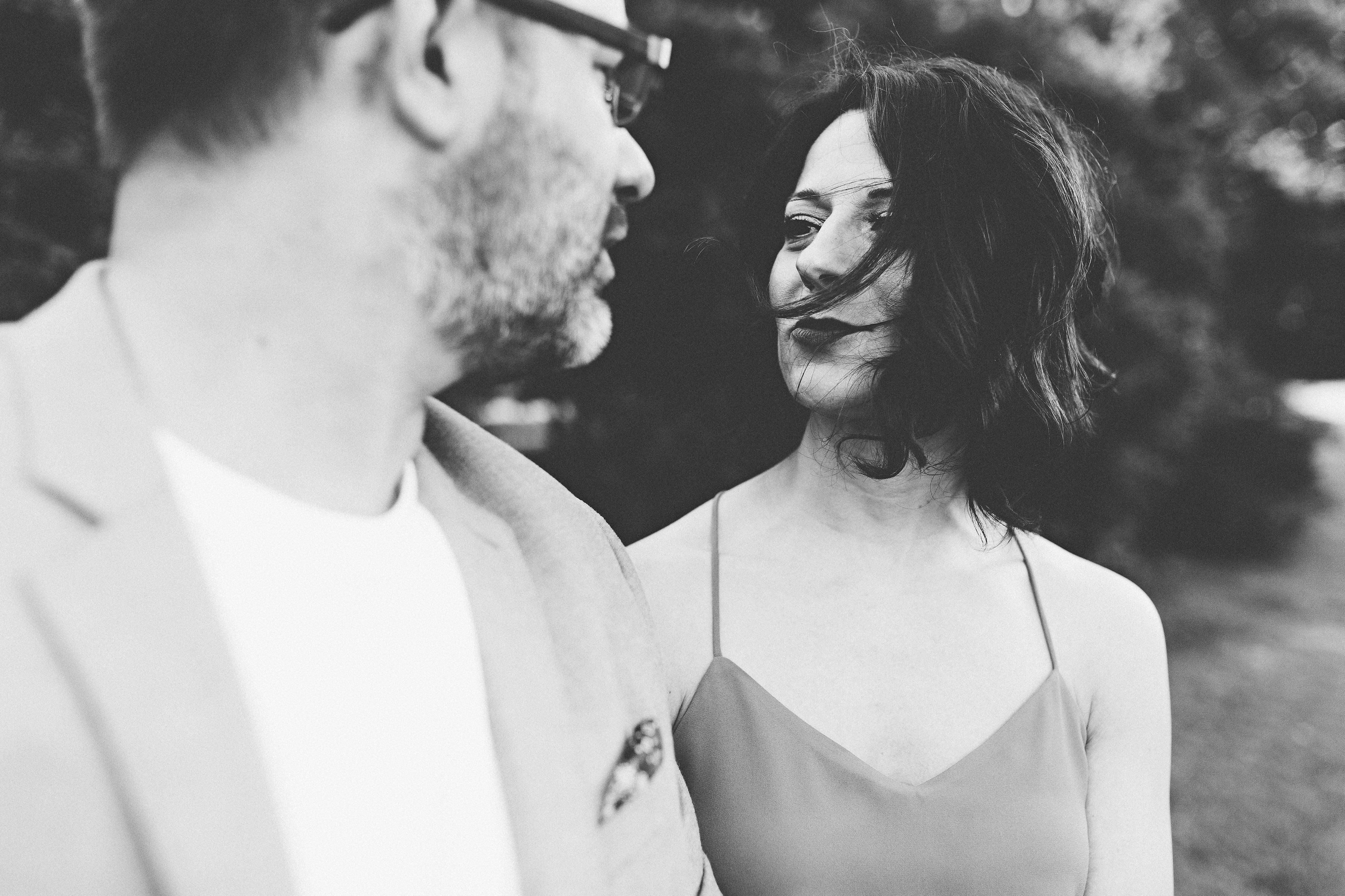 creative-engageemnt-photos-candid-wedding-photography-tennessee-wedding-photographer