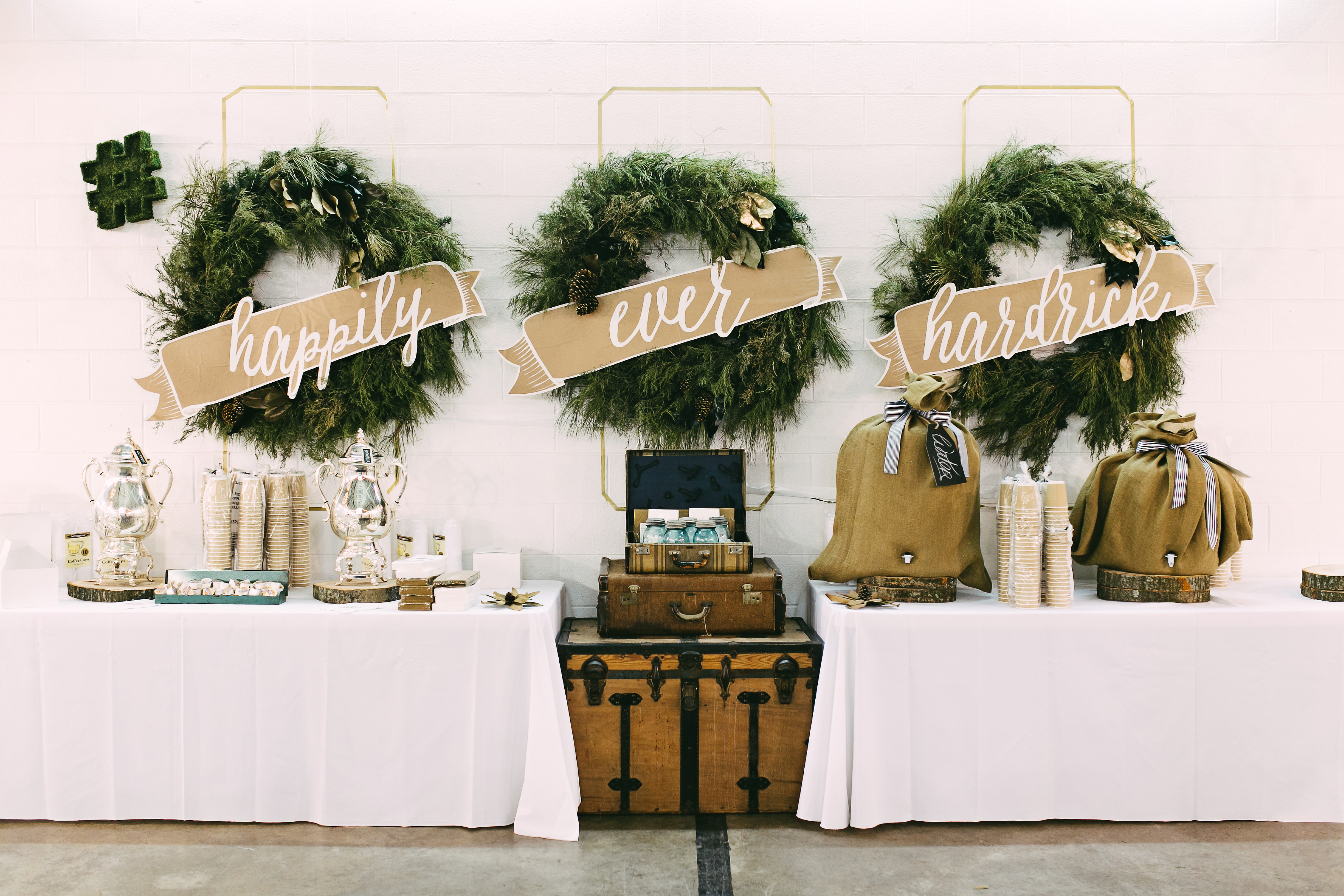 gold-and-white-wedding