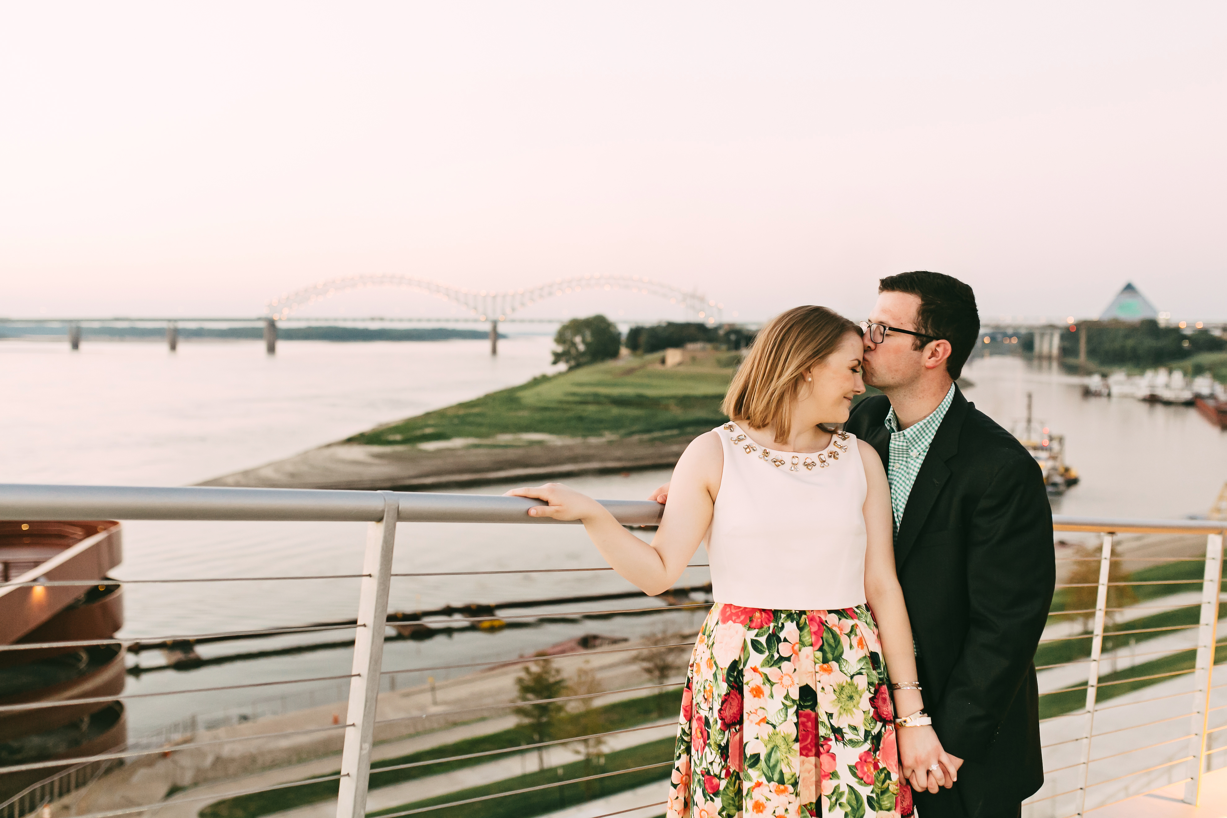 downtown-memphis-wedding-photographer