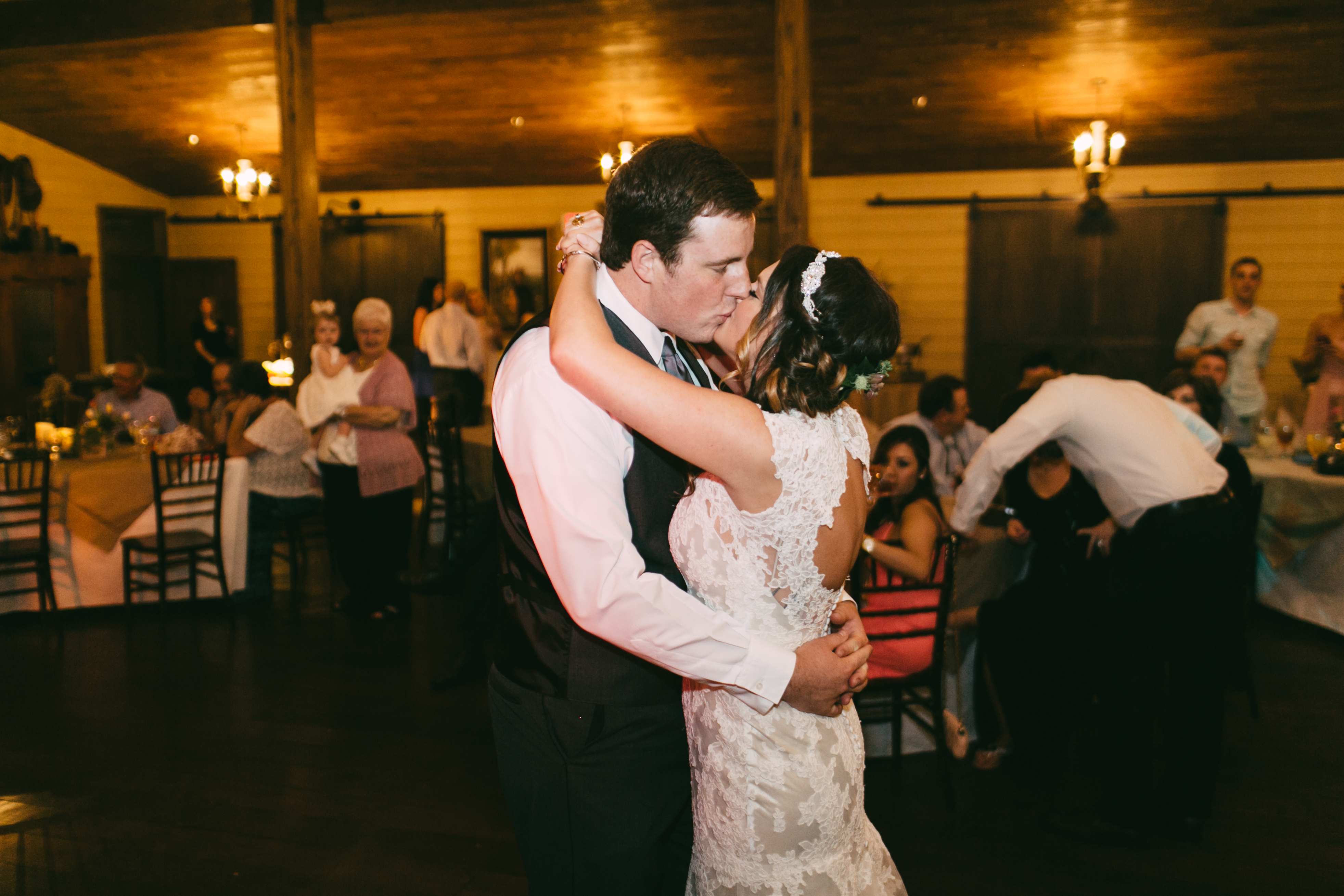 cedar-hall-wedding-kelly-ginn-photography