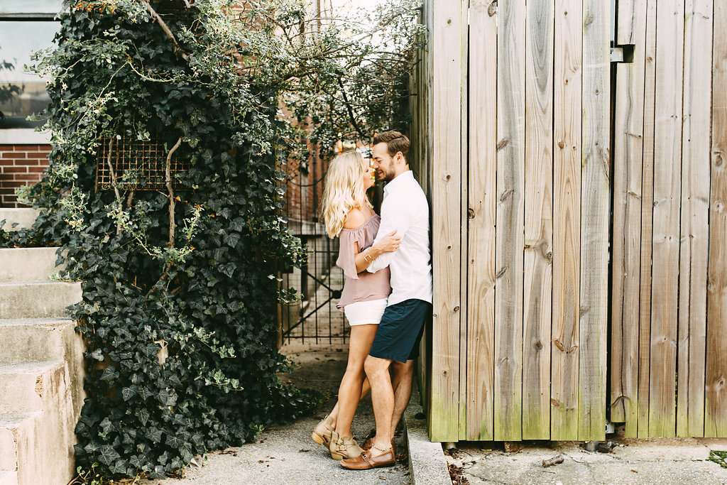 downtown-memphis-engagement-photos