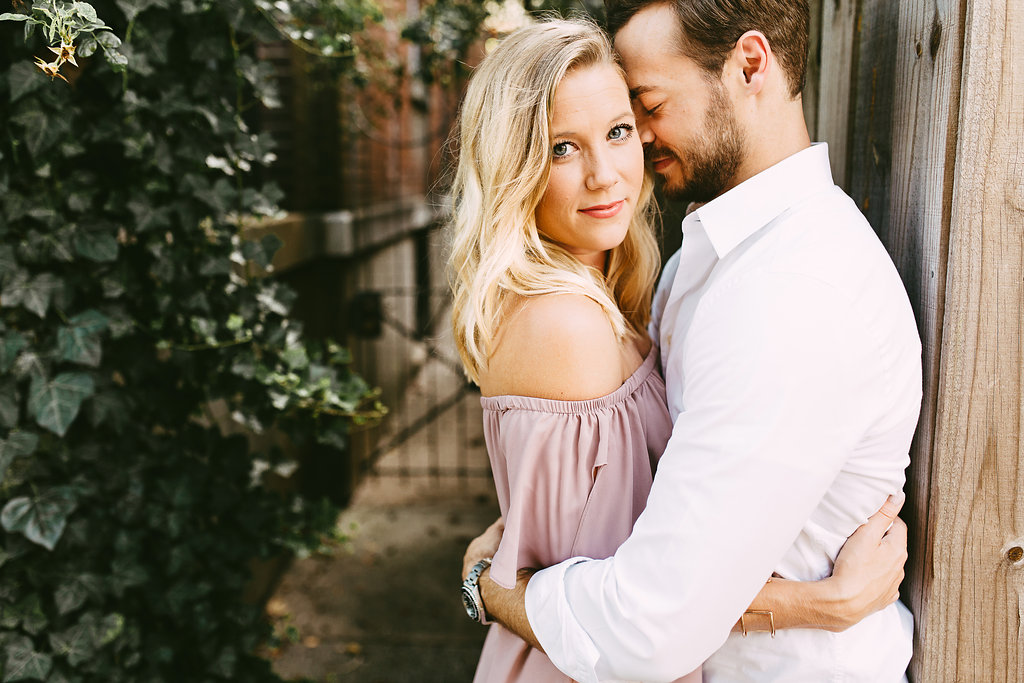 downtown-memphis-engagement-photos