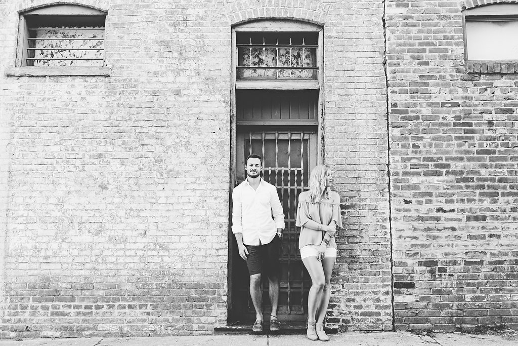 downtown-memphis-engagement-photos